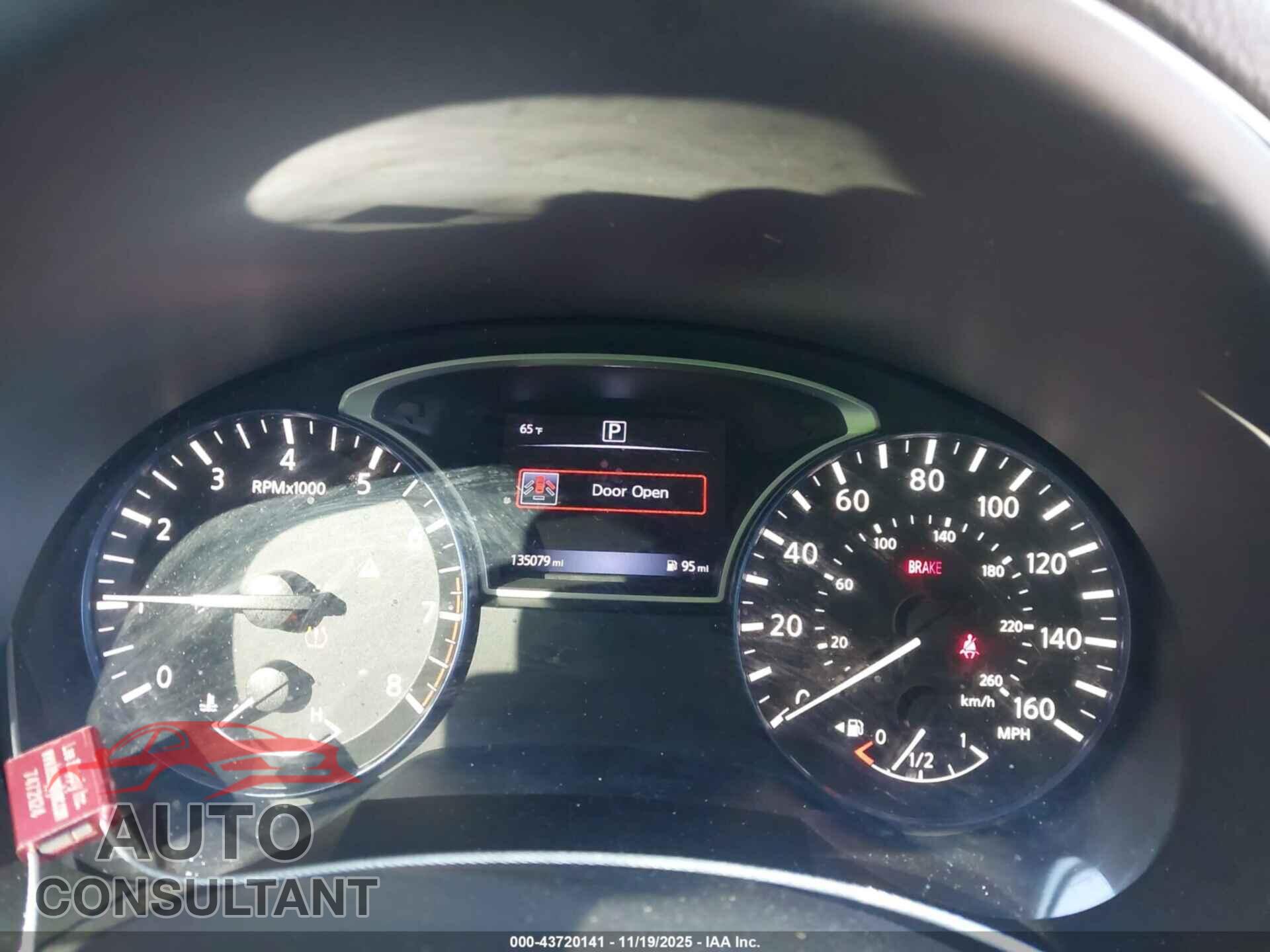 NISSAN ALTIMA 2017 - 1N4AL3AP1HC477626
