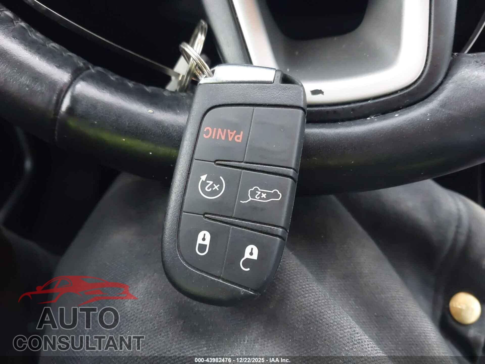 JEEP COMPASS 2019 - 3C4NJDBB7KT648594