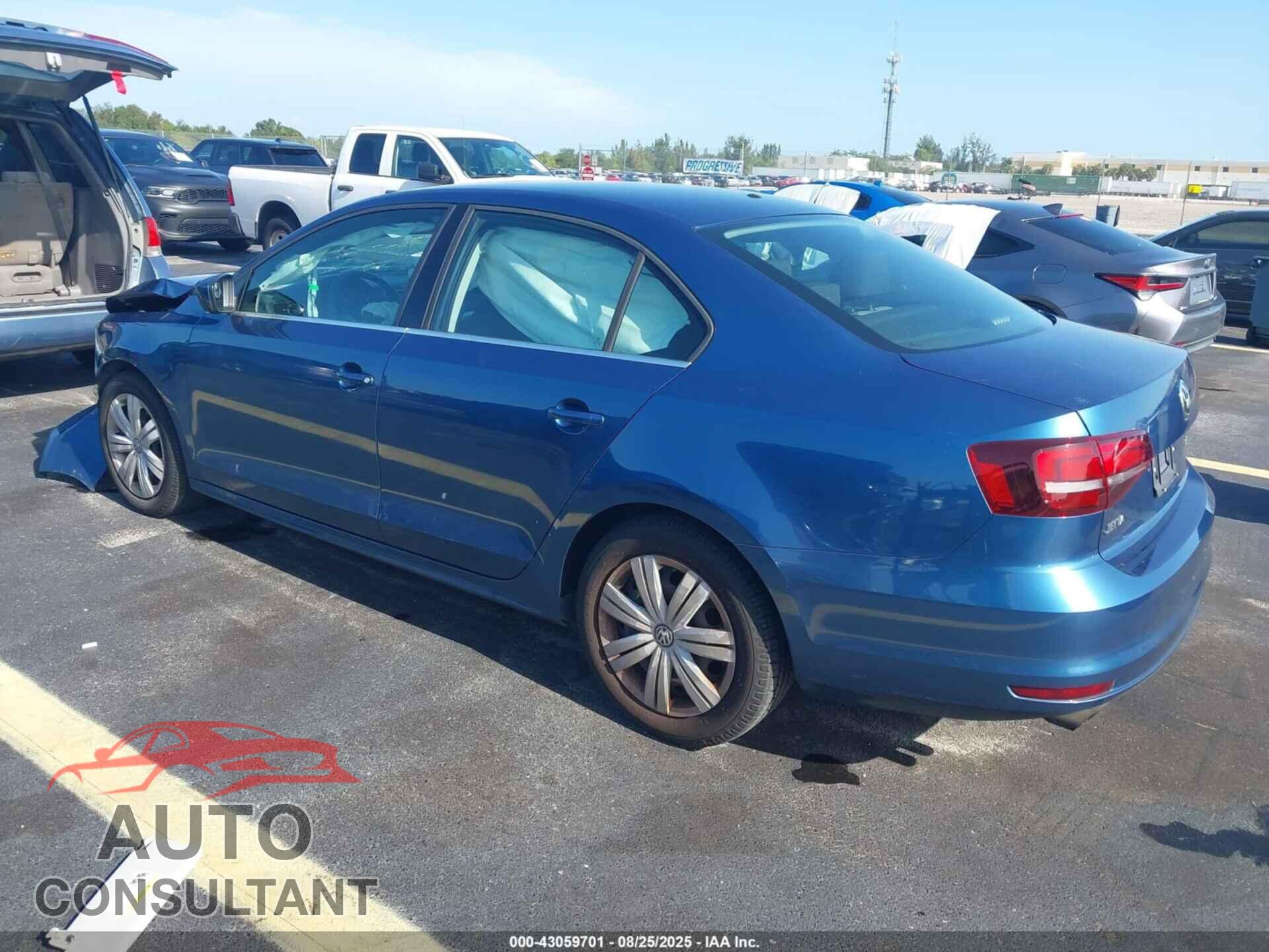 VOLKSWAGEN JETTA 2017 - 3VW2B7AJ9HM411342