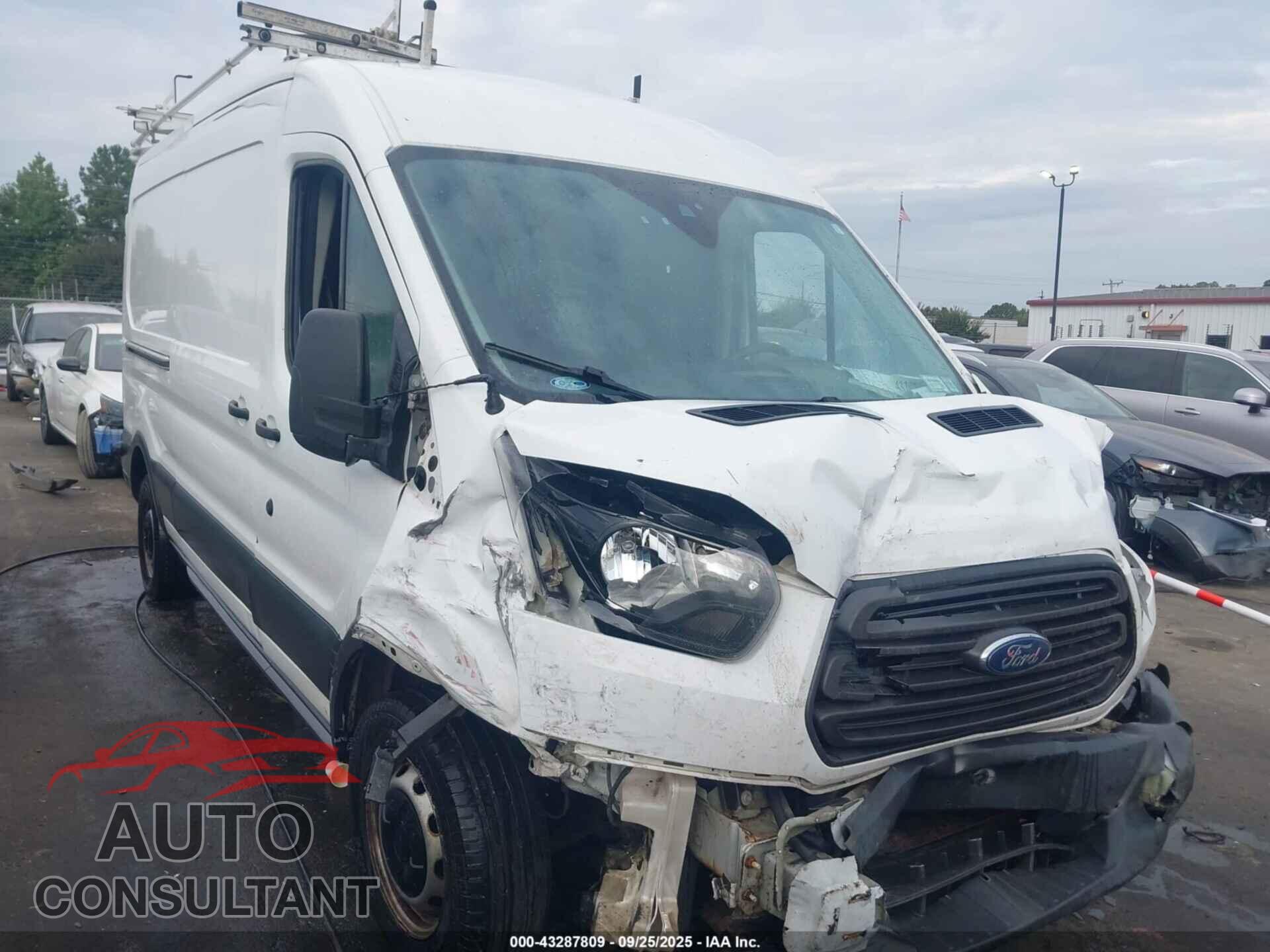 FORD TRANSIT-250 2017 - 1FTYR2CM1HKB25222