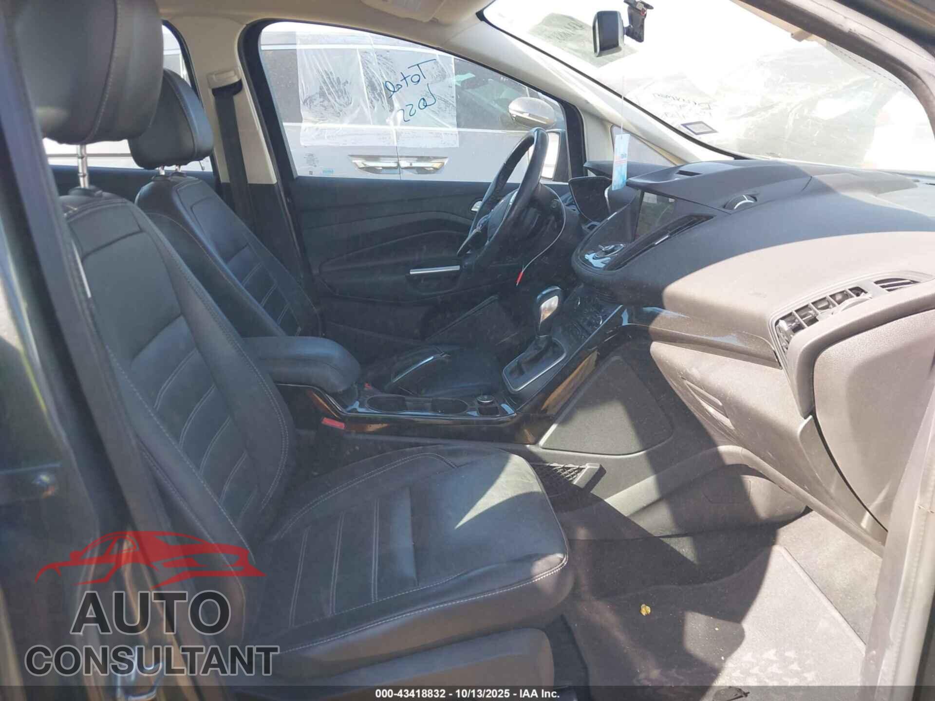FORD C-MAX ENERGI 2017 - 1FADP5FU2HL100976