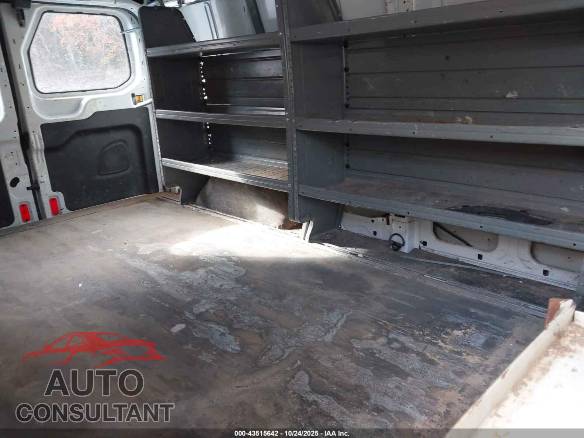 FORD TRANSIT-250 2015 - 1FTNR2ZM0FKA51315