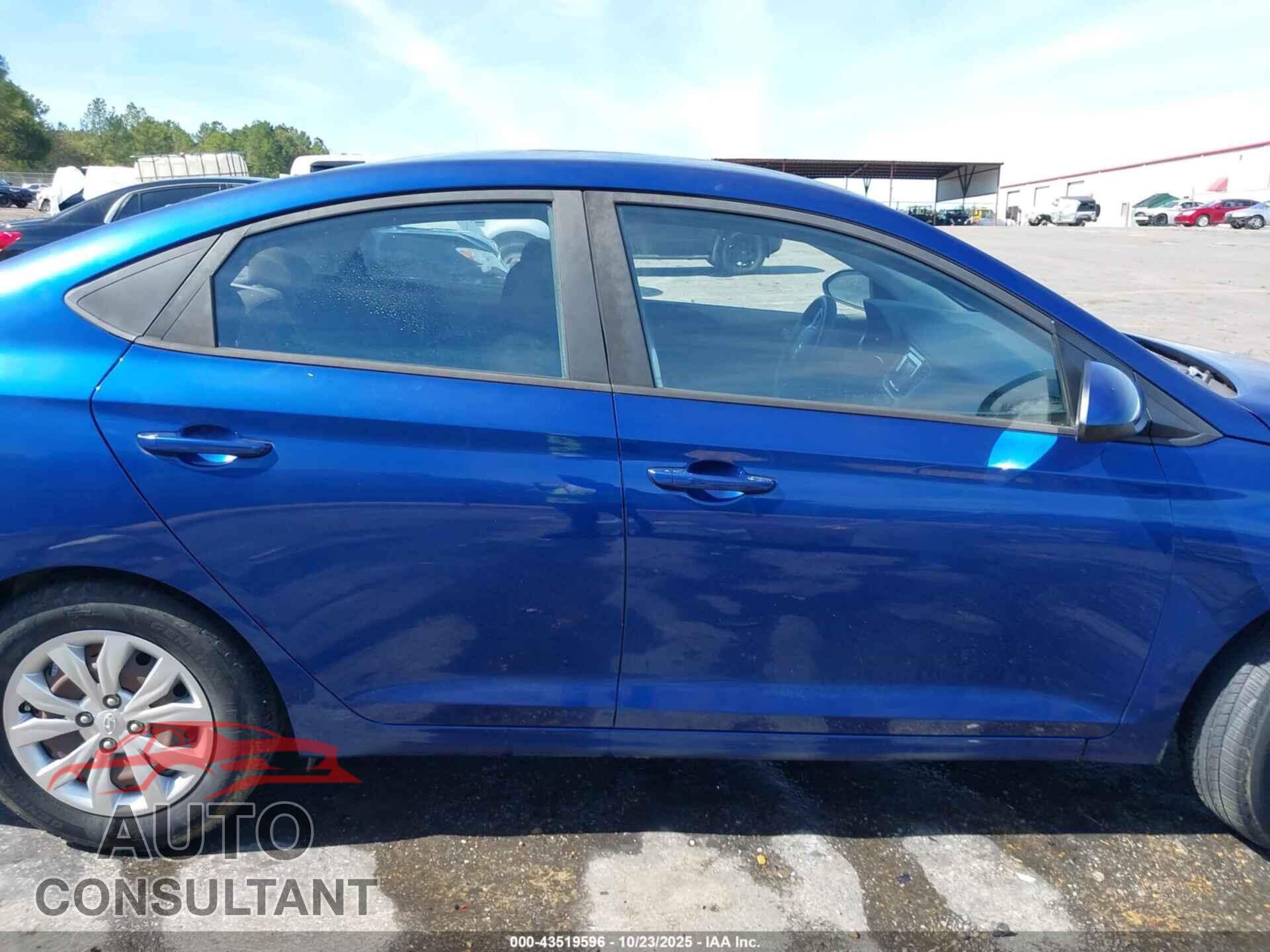 HYUNDAI ACCENT 2018 - 3KPC24A35JE022575