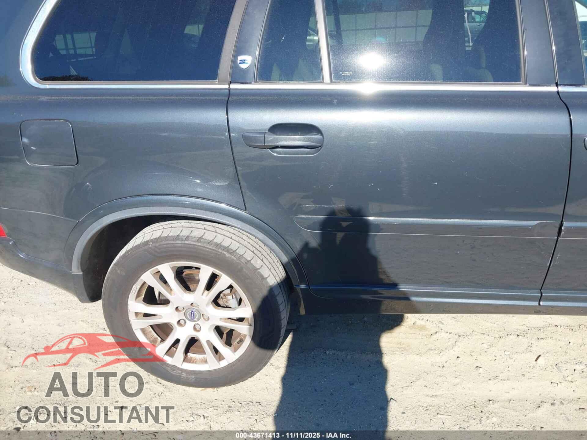 VOLVO XC90 2014 - YV4952CY8E1685708