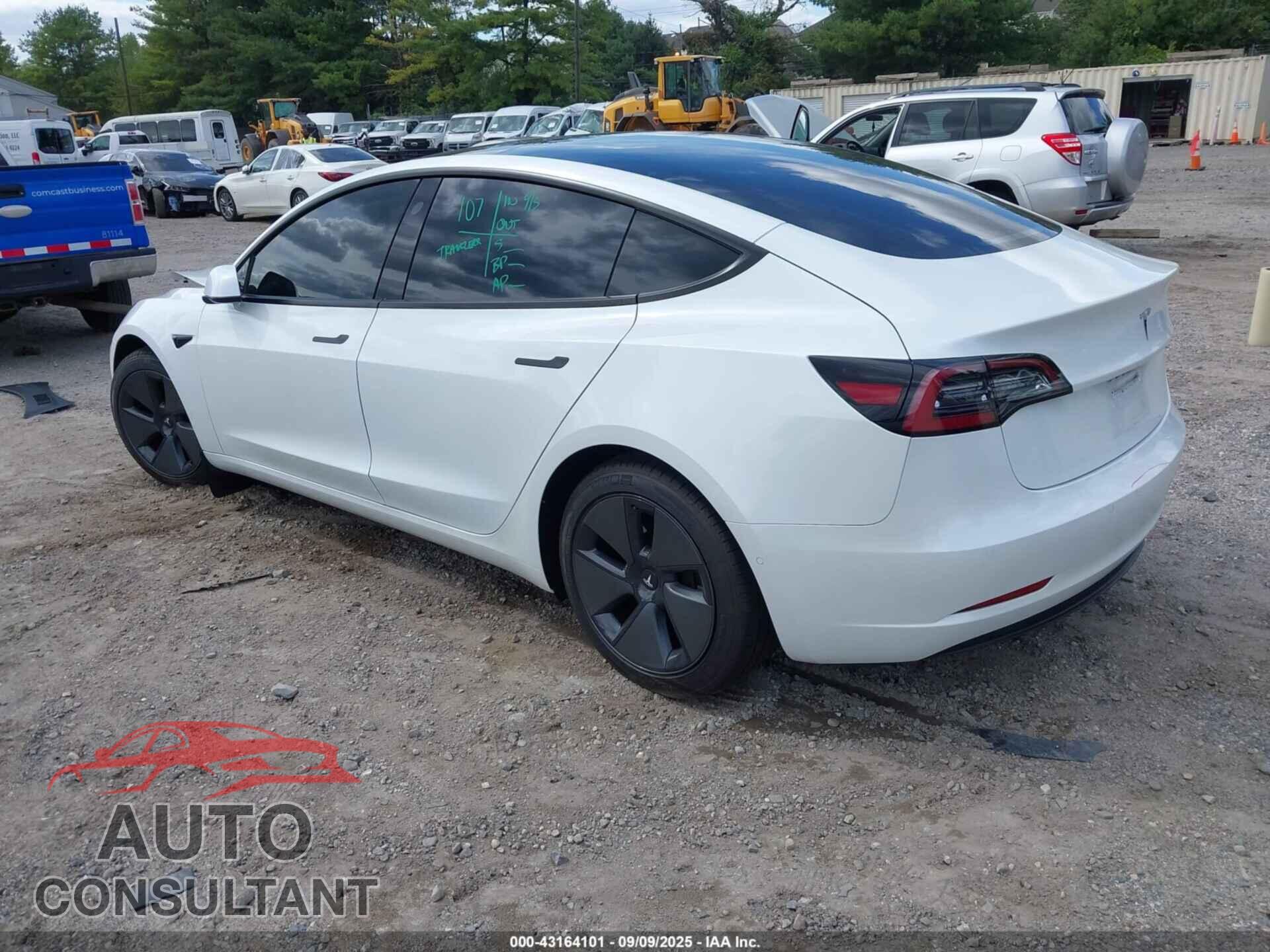 TESLA MODEL 3 2021 - 5YJ3E1EA6MF052276