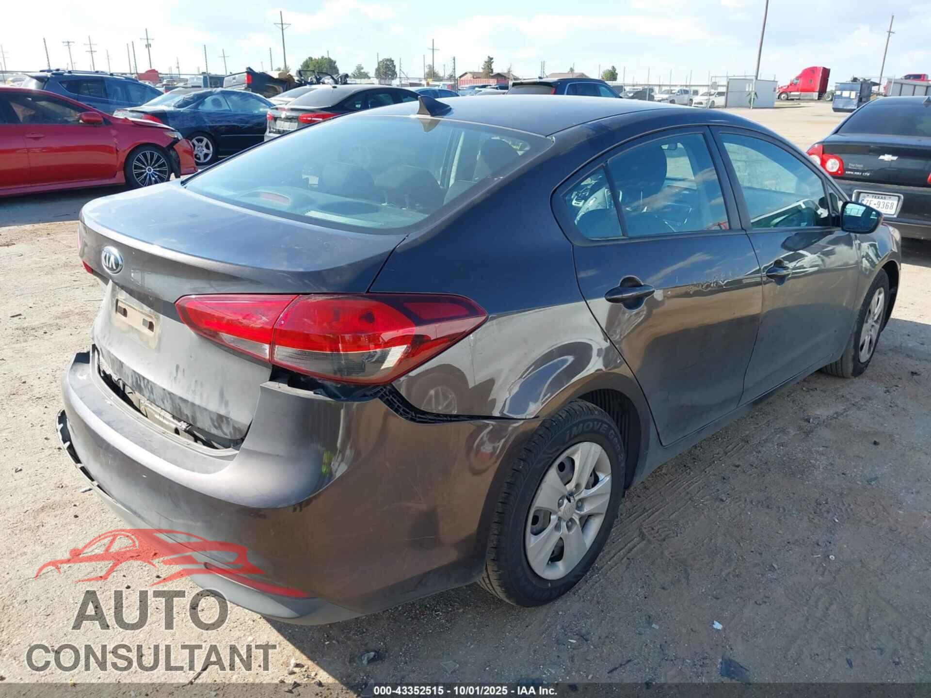 KIA FORTE 2017 - 3KPFK4A77HE043180
