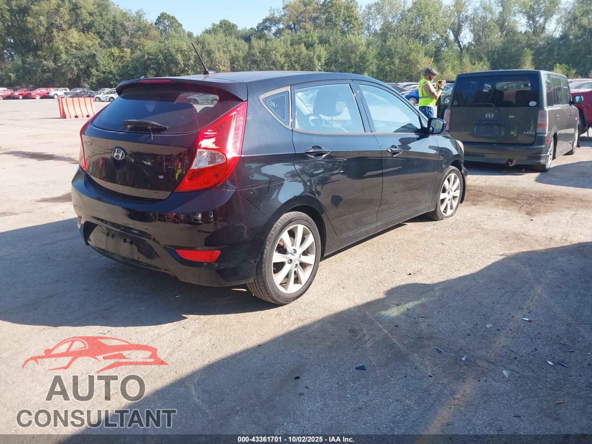 HYUNDAI ACCENT 2012 - KMHCU5AE2CU018033
