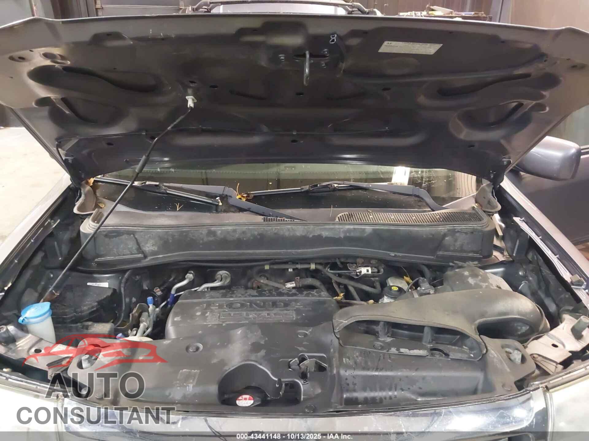 HONDA PILOT 2015 - 5FNYF4H36FB067963