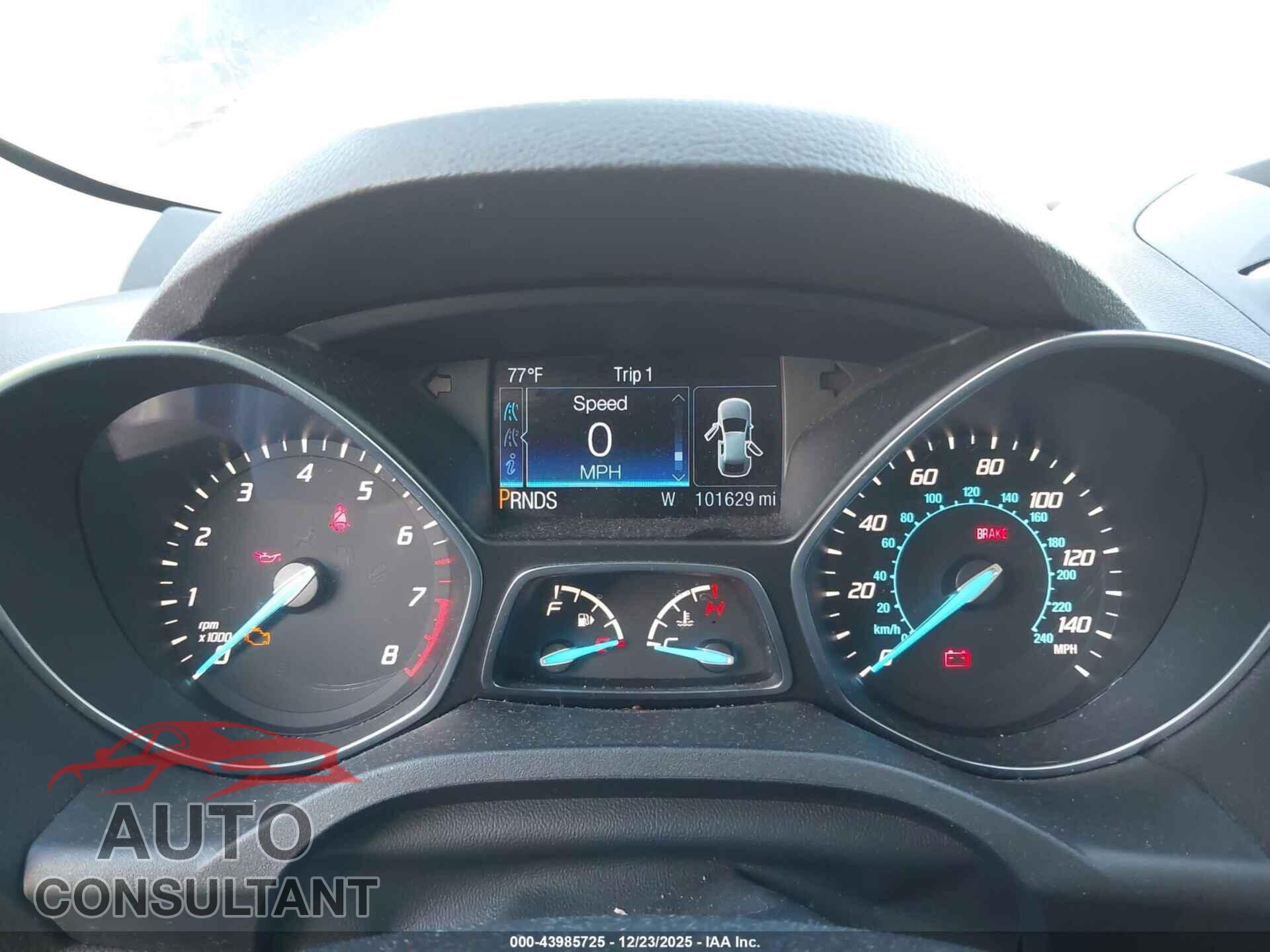 FORD ESCAPE 2016 - 1FMCU0GX0GUB96363