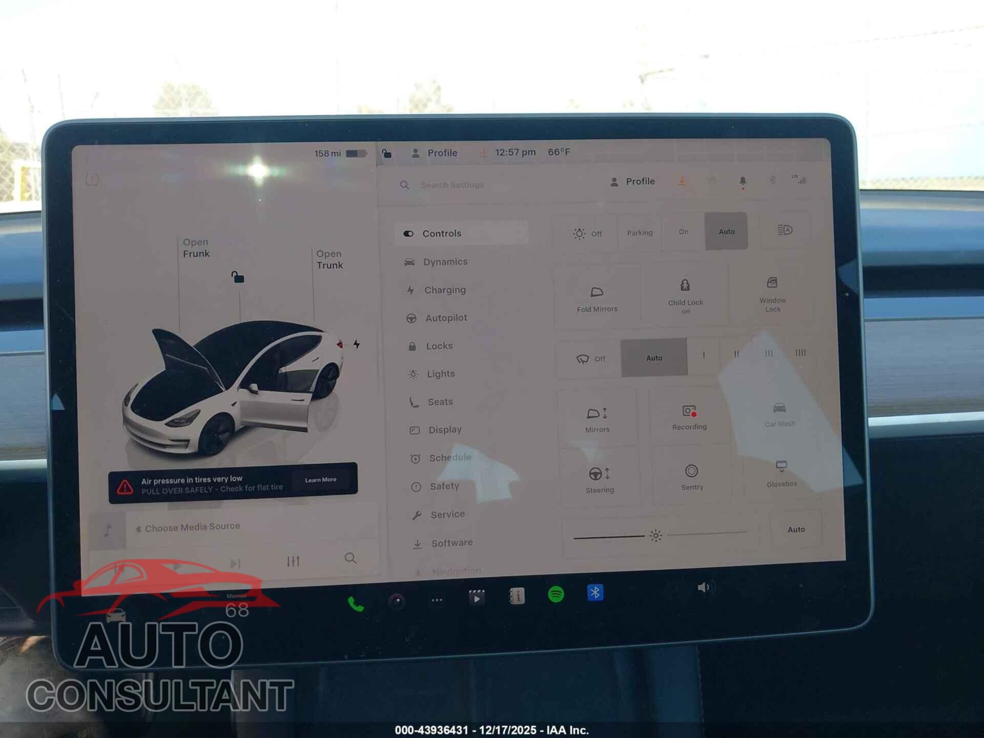 TESLA MODEL 3 2023 - 5YJ3E1EA5PF489495