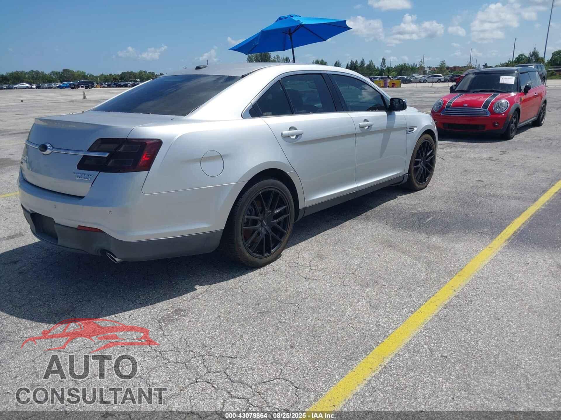 FORD TAURUS 2015 - 1FAHP2F87FG110430