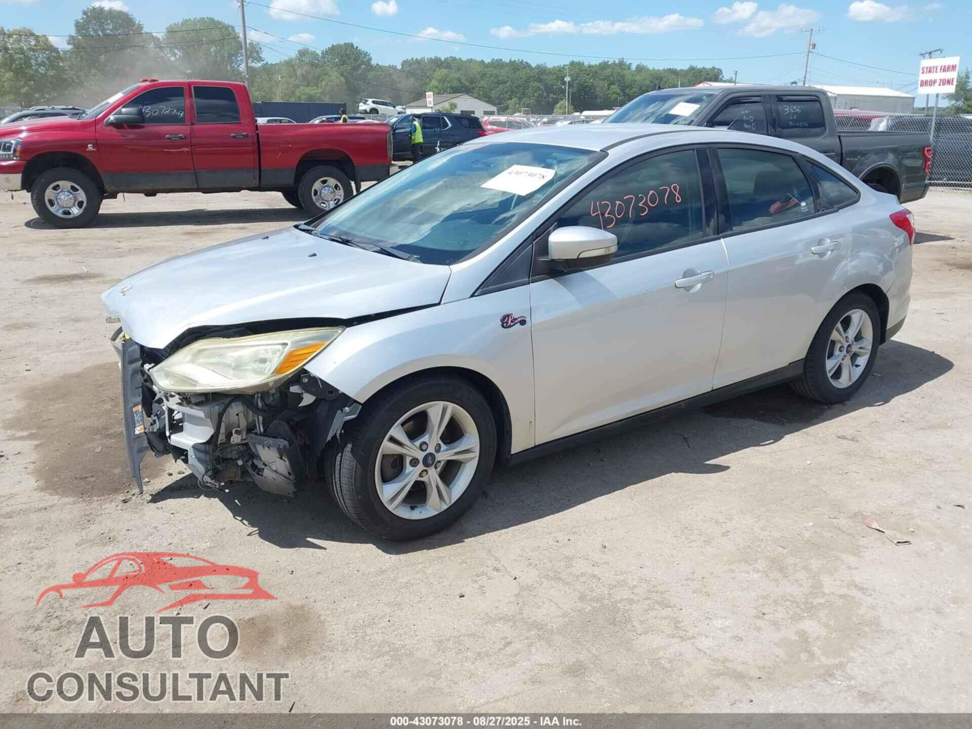 FORD FOCUS 2014 - 1FADP3F23EL400038