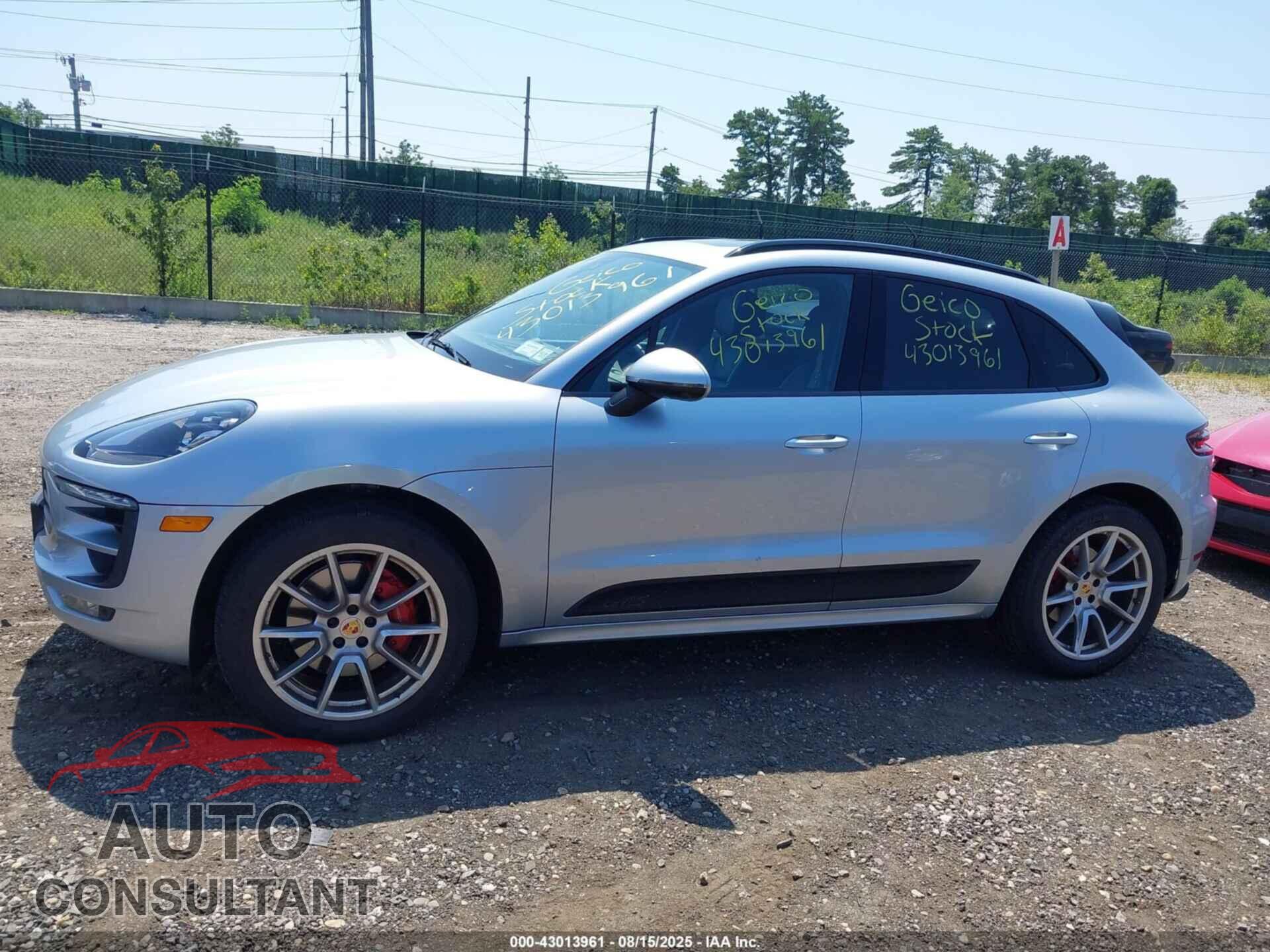 PORSCHE MACAN 2017 - WP1AG2A52HLB56068