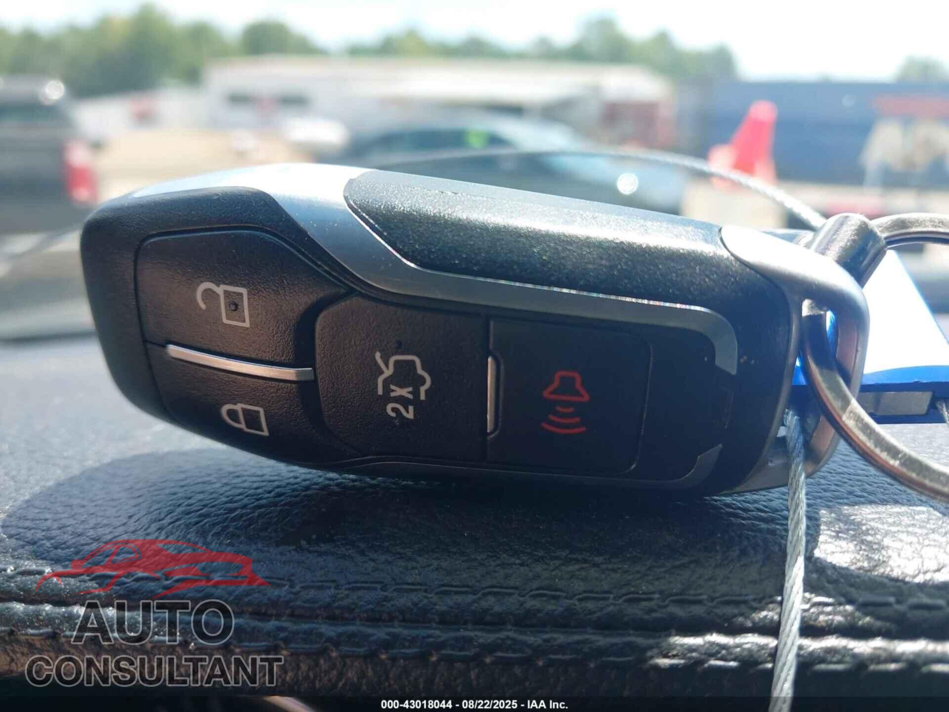 FORD MUSTANG 2017 - 1FA6P8CF9H5343558
