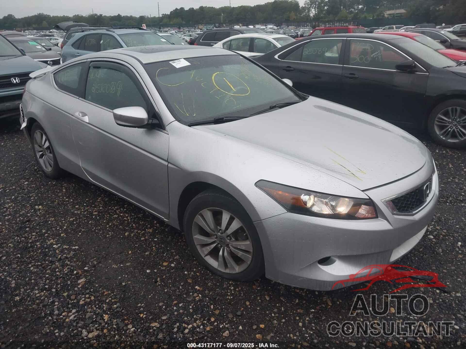 HONDA ACCORD 2010 - 1HGCS1B76AA010973