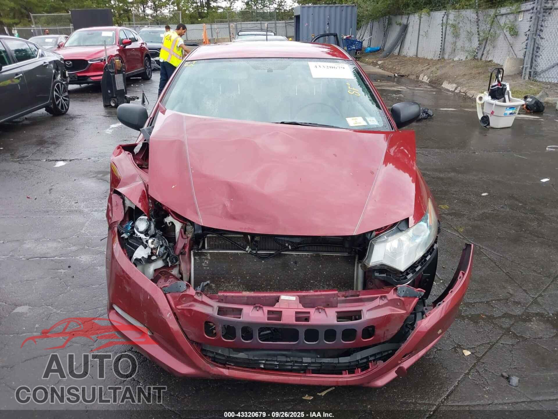 HONDA INSIGHT 2010 - JHMZE2H58AS013572
