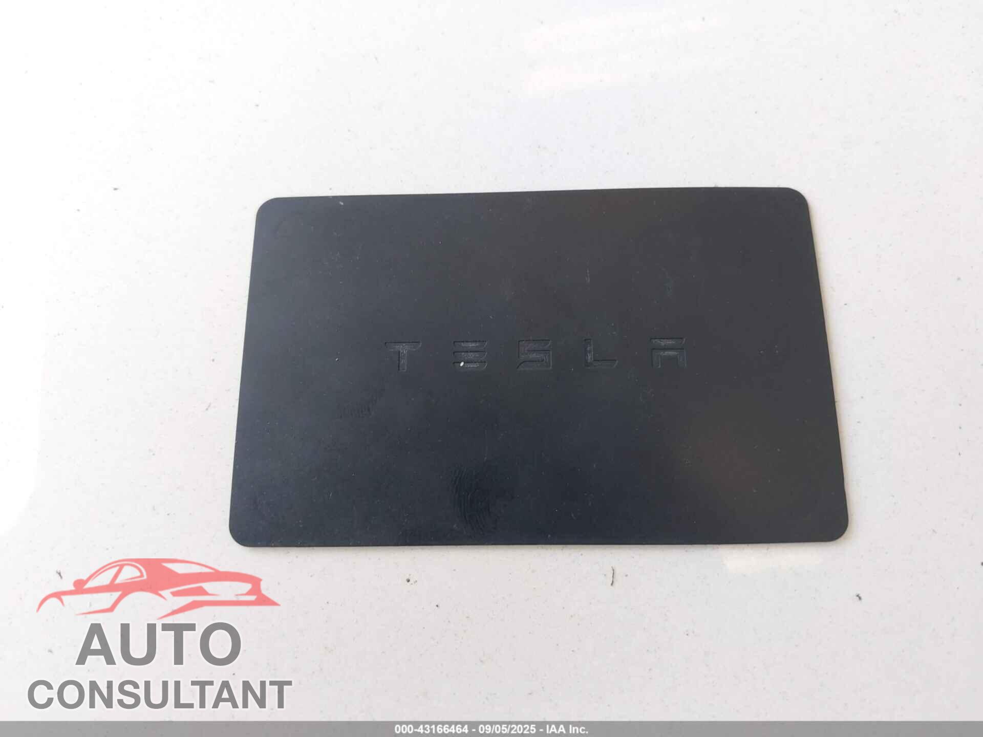 TESLA MODEL 3 2018 - 5YJ3E1EA5JF019247