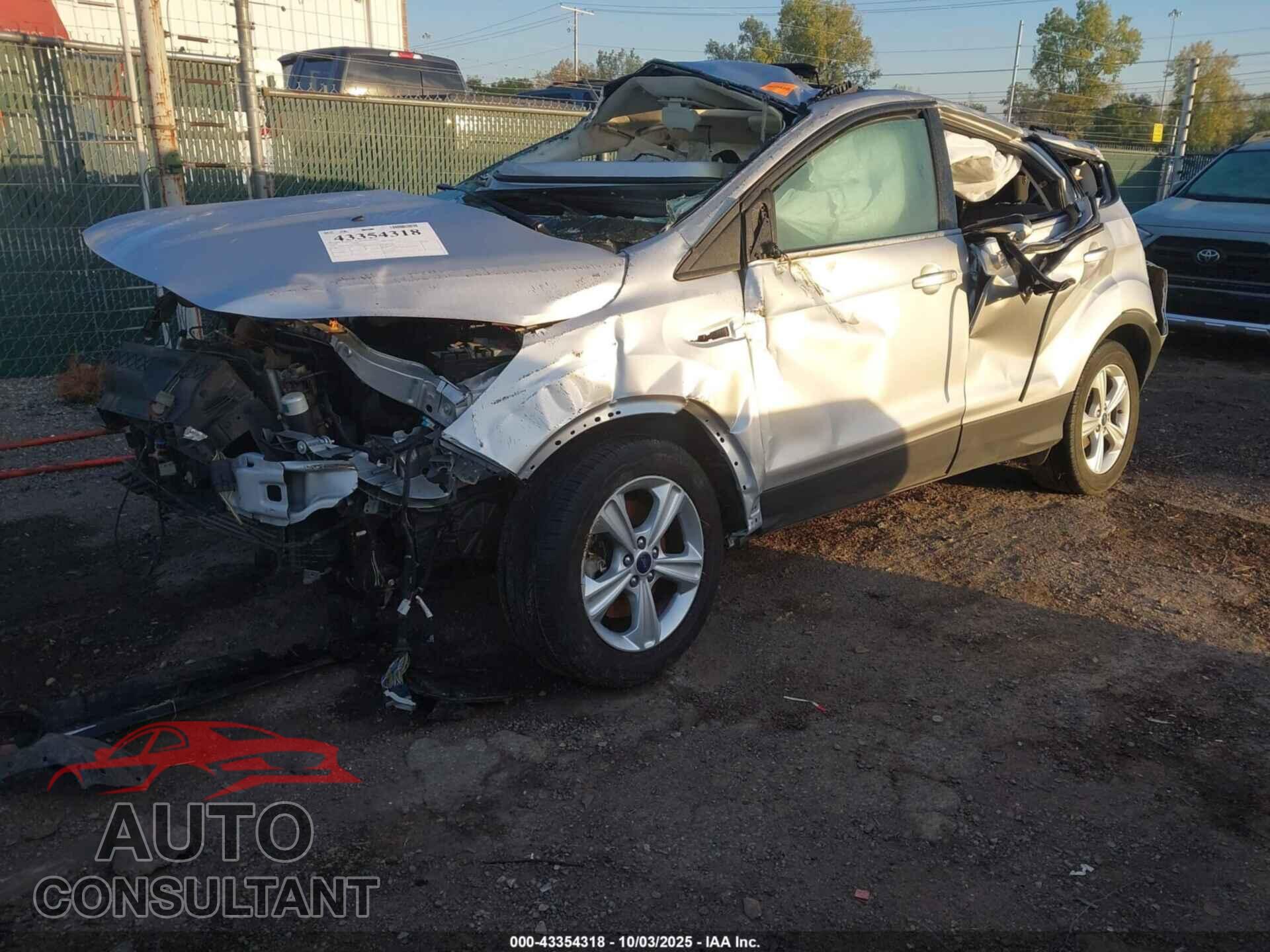 FORD ESCAPE 2013 - 1FMCU9G95DUD08575