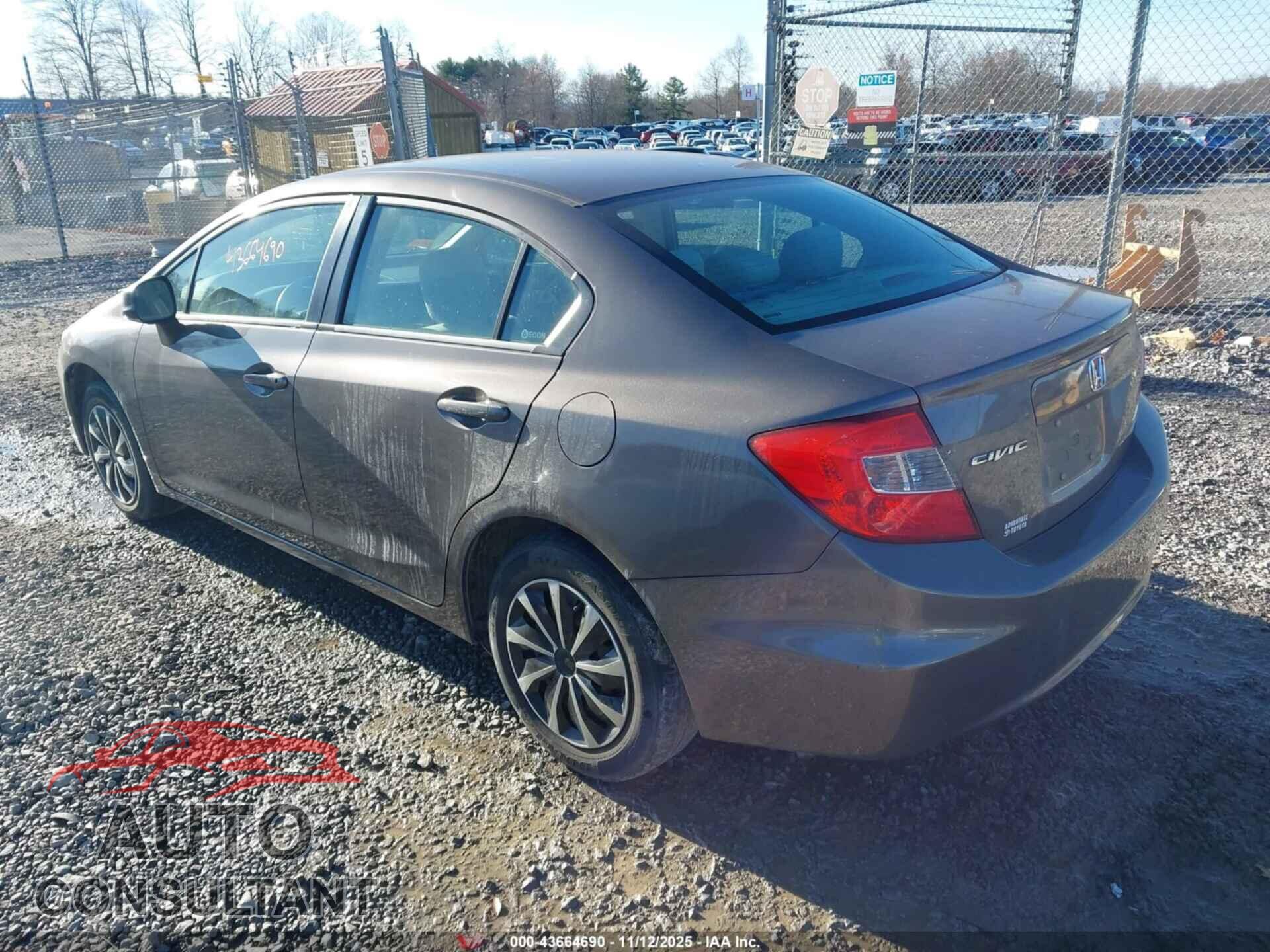 HONDA CIVIC 2012 - 19XFB2F59CE041547