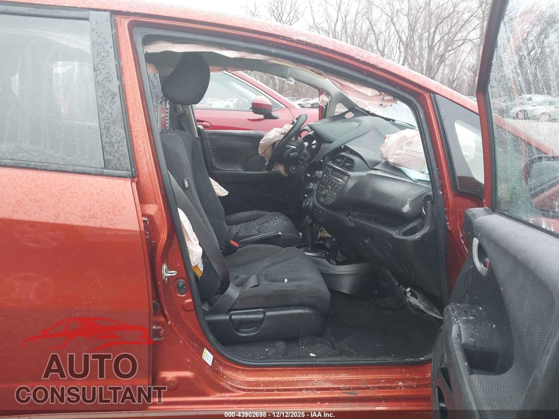 HONDA FIT 2012 - JHMGE8H57CC024392