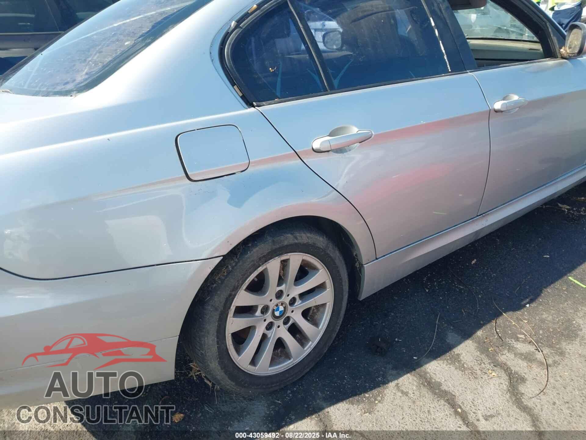 BMW 328I 2009 - WBAPH57599NL76621