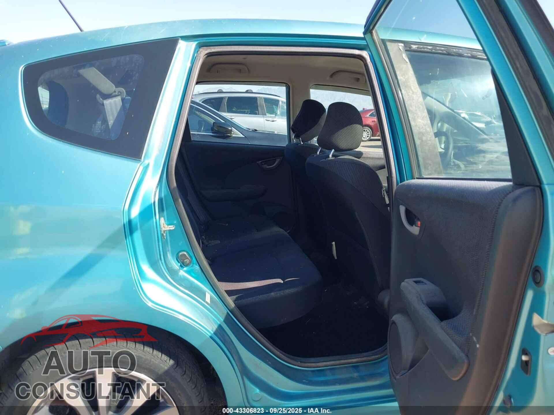 HONDA FIT 2012 - JHMGE8H52CC011274