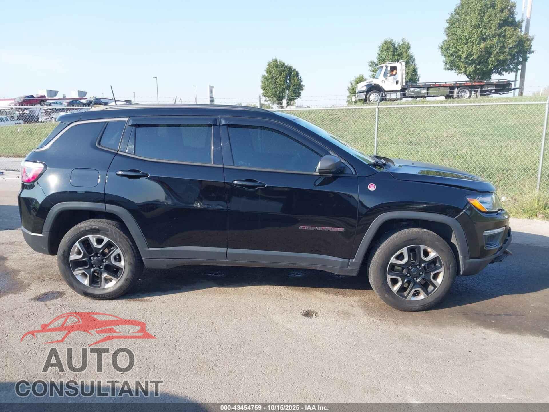 JEEP COMPASS 2018 - 3C4NJDDB4JT128932