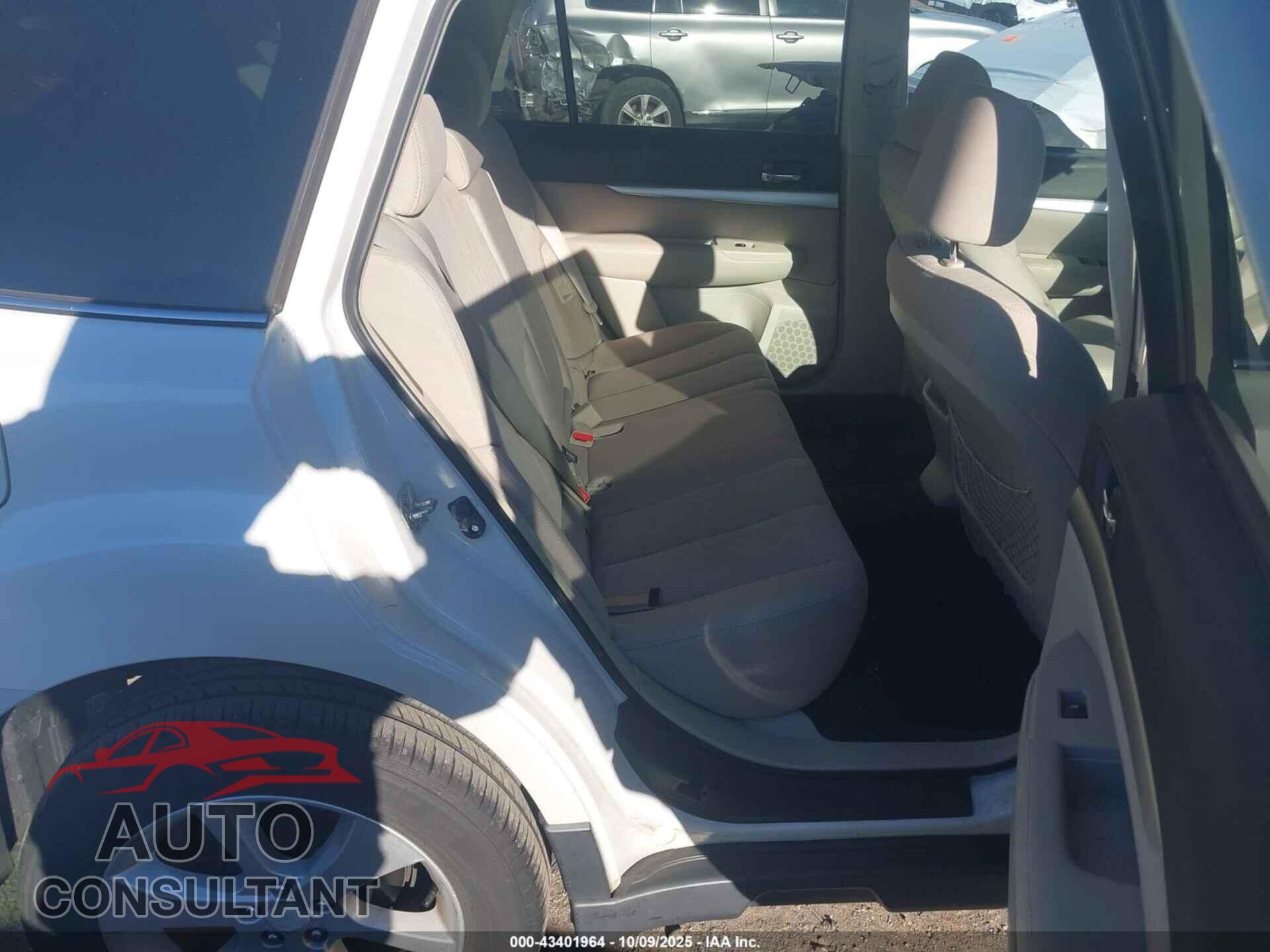 SUBARU OUTBACK 2013 - 4S4BRBCC5D3289148