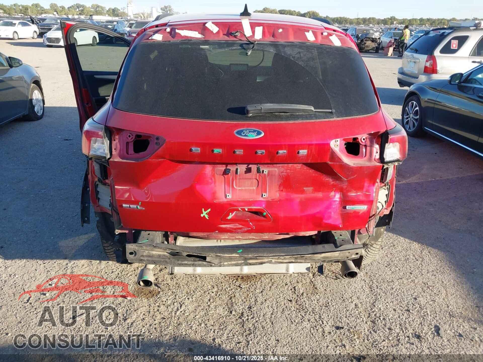 FORD ESCAPE 2020 - 1FMCU0H67LUA10124