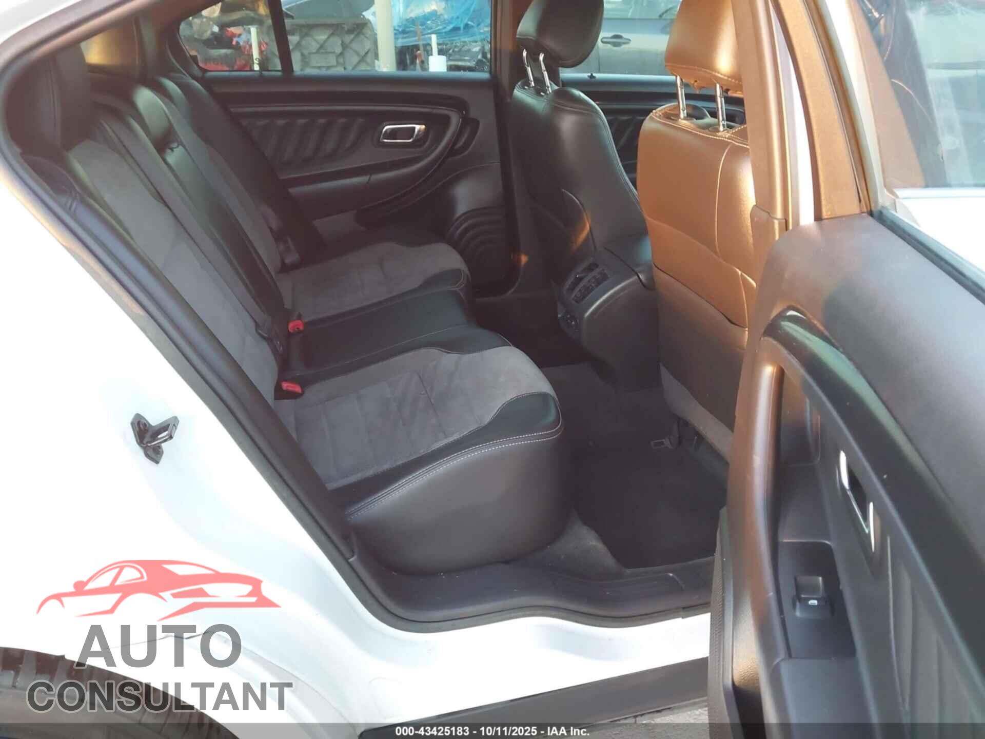 FORD TAURUS 2016 - 1FAHP2KT3GG100456