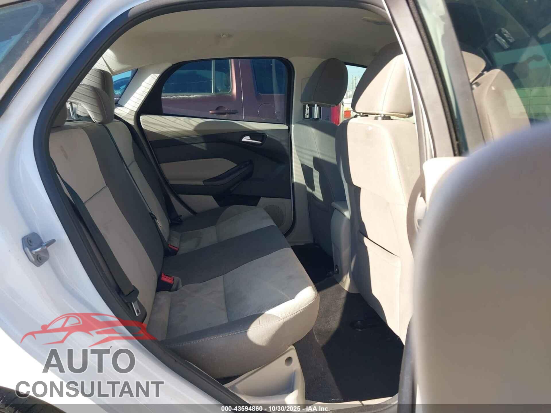 FORD FOCUS 2014 - 1FADP3F26EL108626