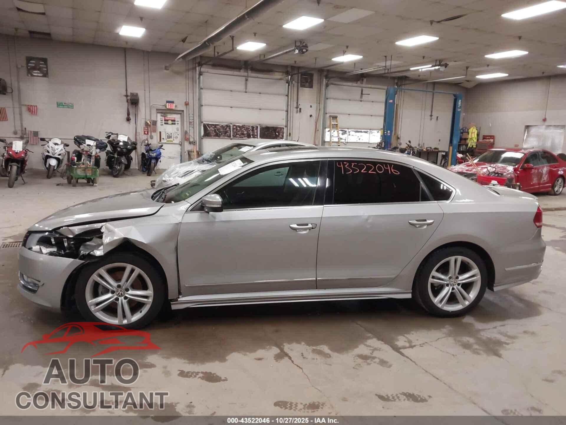 VOLKSWAGEN PASSAT 2014 - 1VWCM7A31EC111498