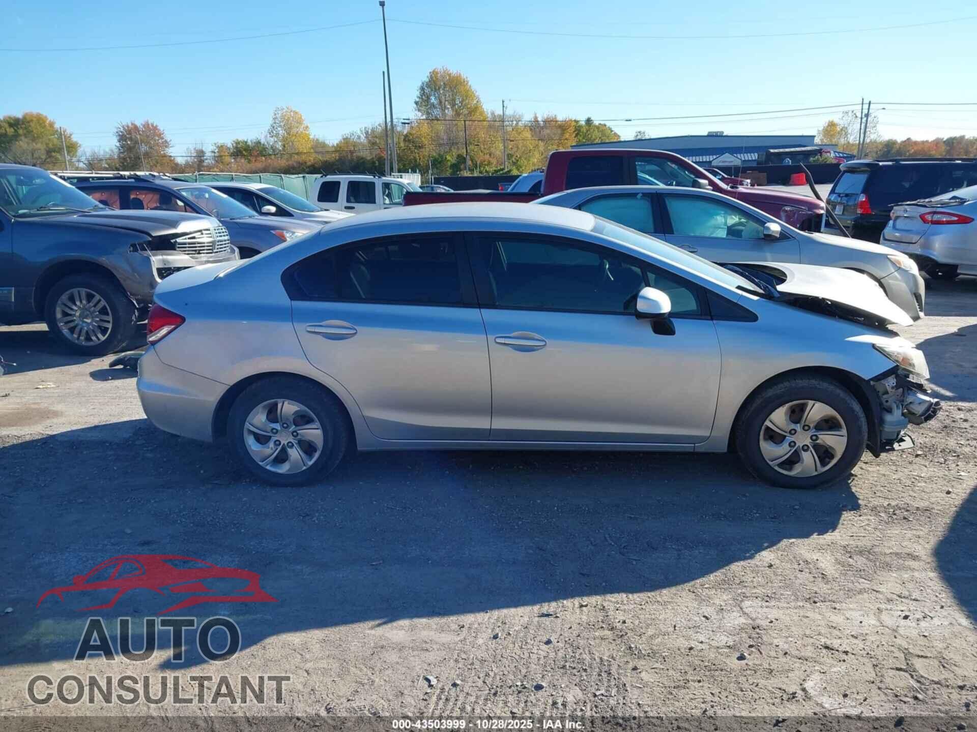 HONDA CIVIC 2013 - 2HGFB2F58DH568745