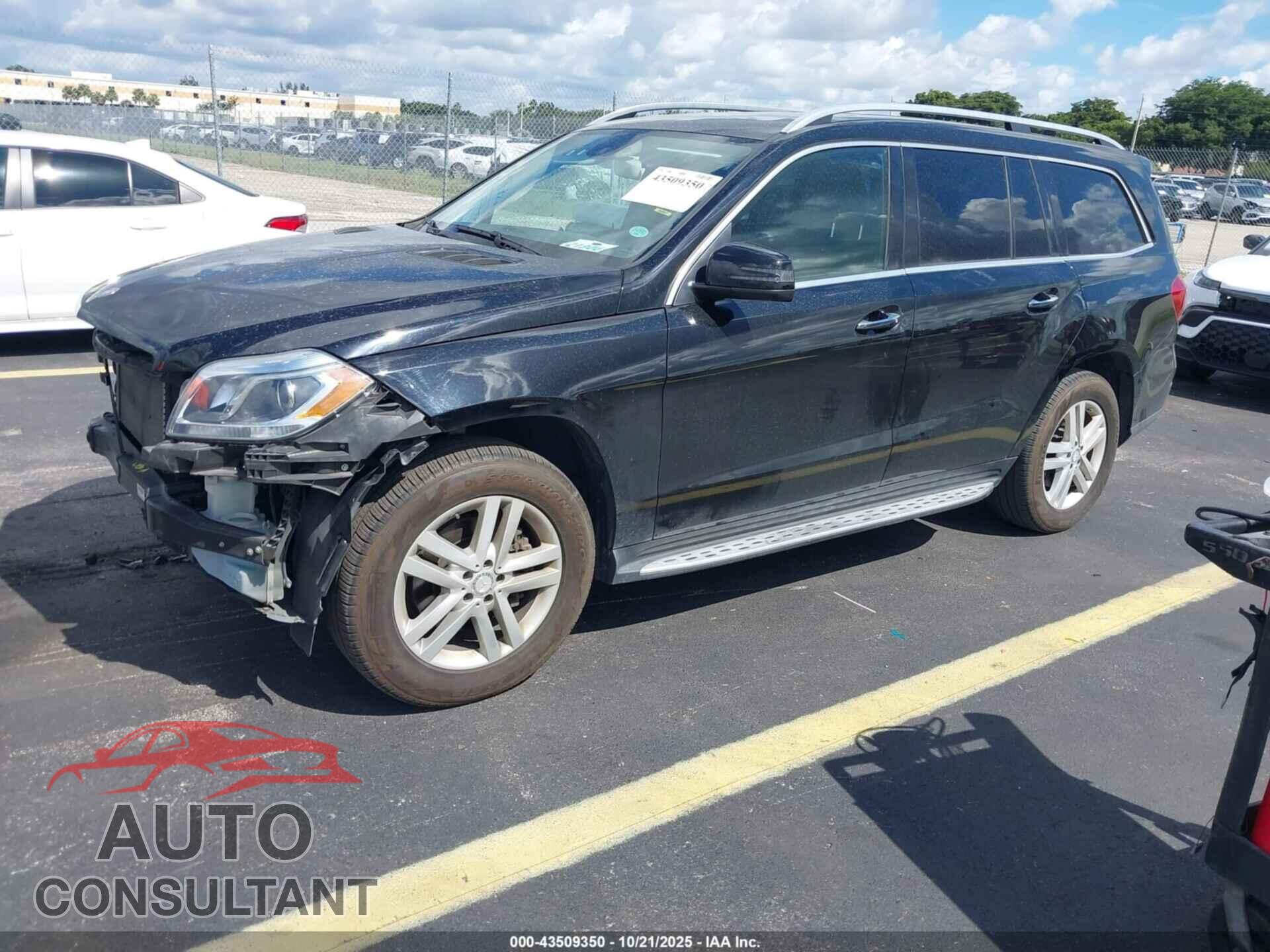 MERCEDES-BENZ GL 450 2015 - 4JGDF6EE5FA517302