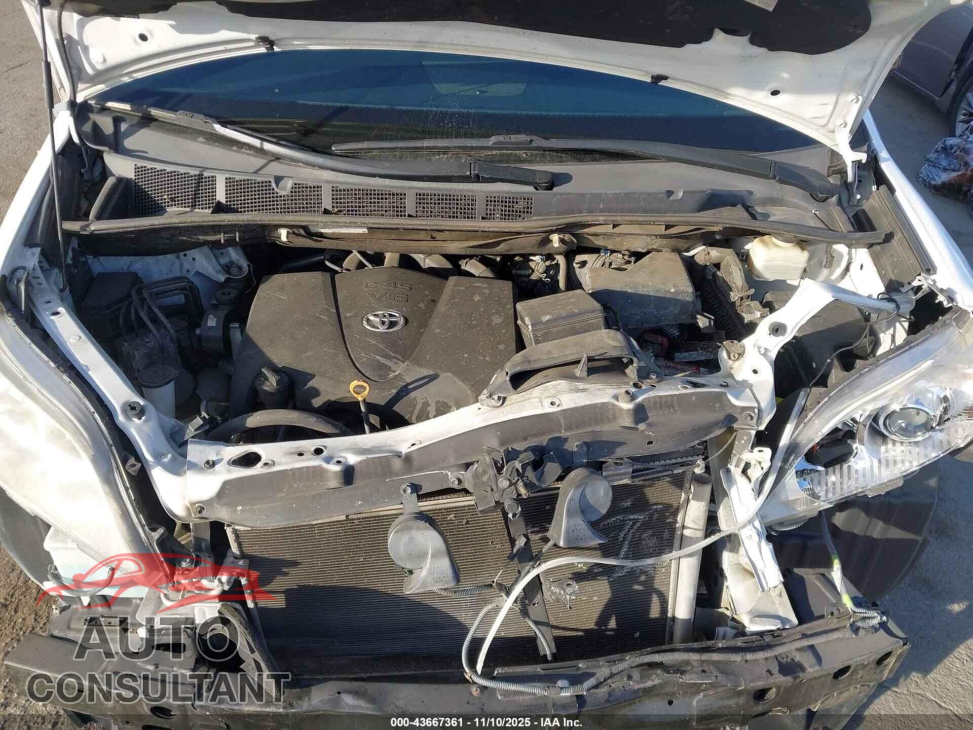 TOYOTA SIENNA 2017 - 5TDZZ3DC7HS869741