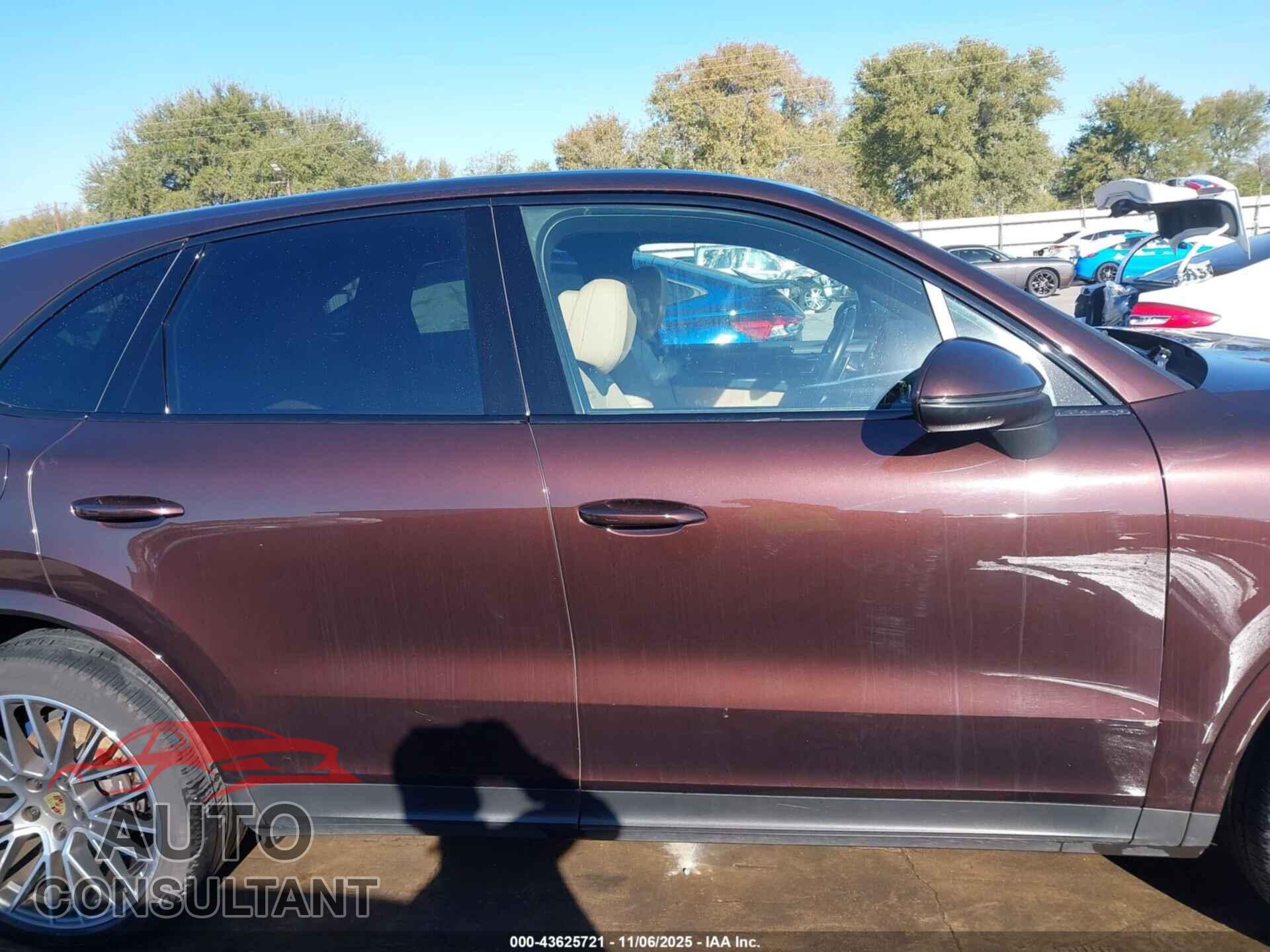 PORSCHE CAYENNE 2020 - WP1AA2AY7LDA04737