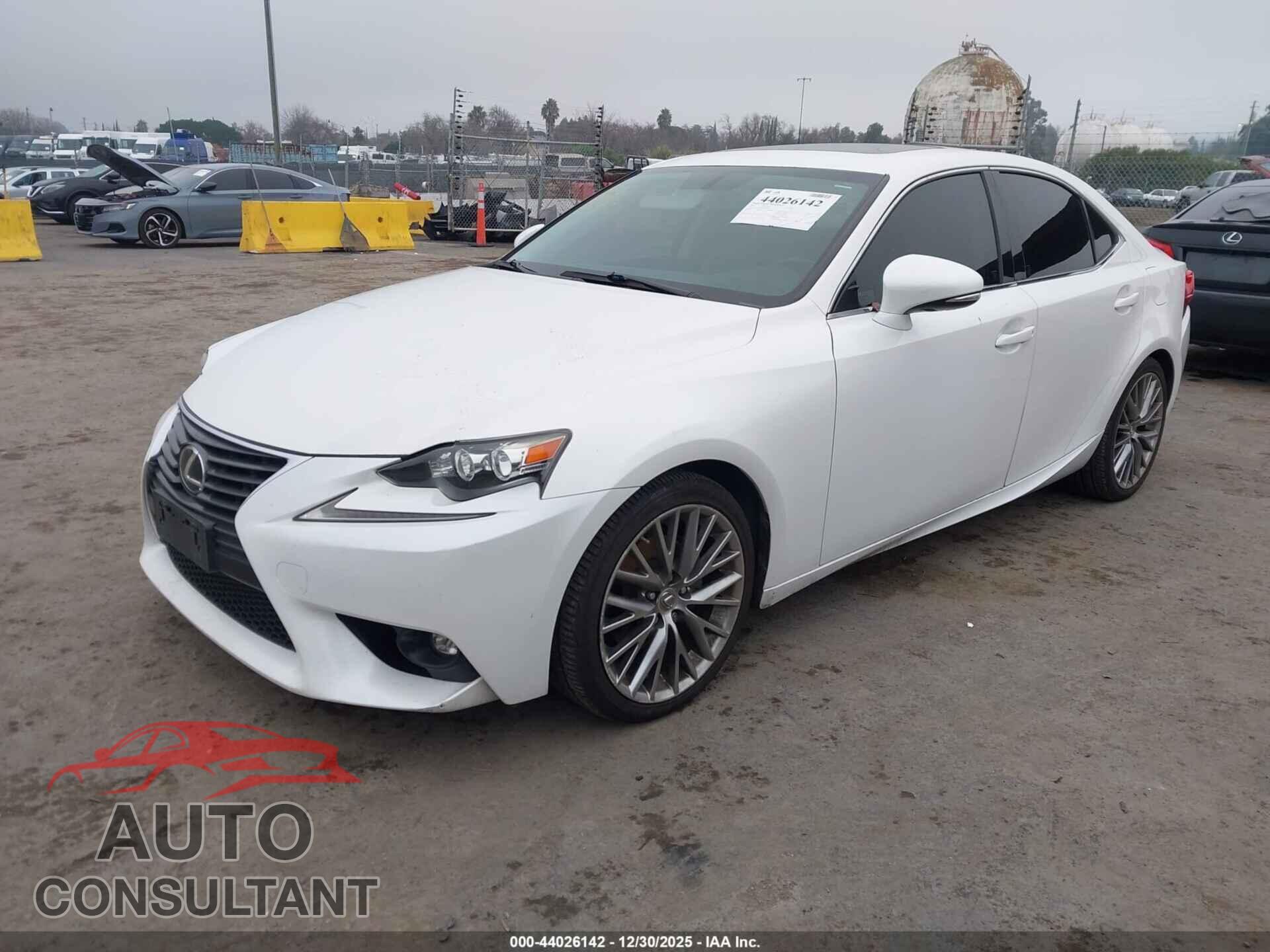 LEXUS IS 250 2015 - JTHBF1D26F5059038