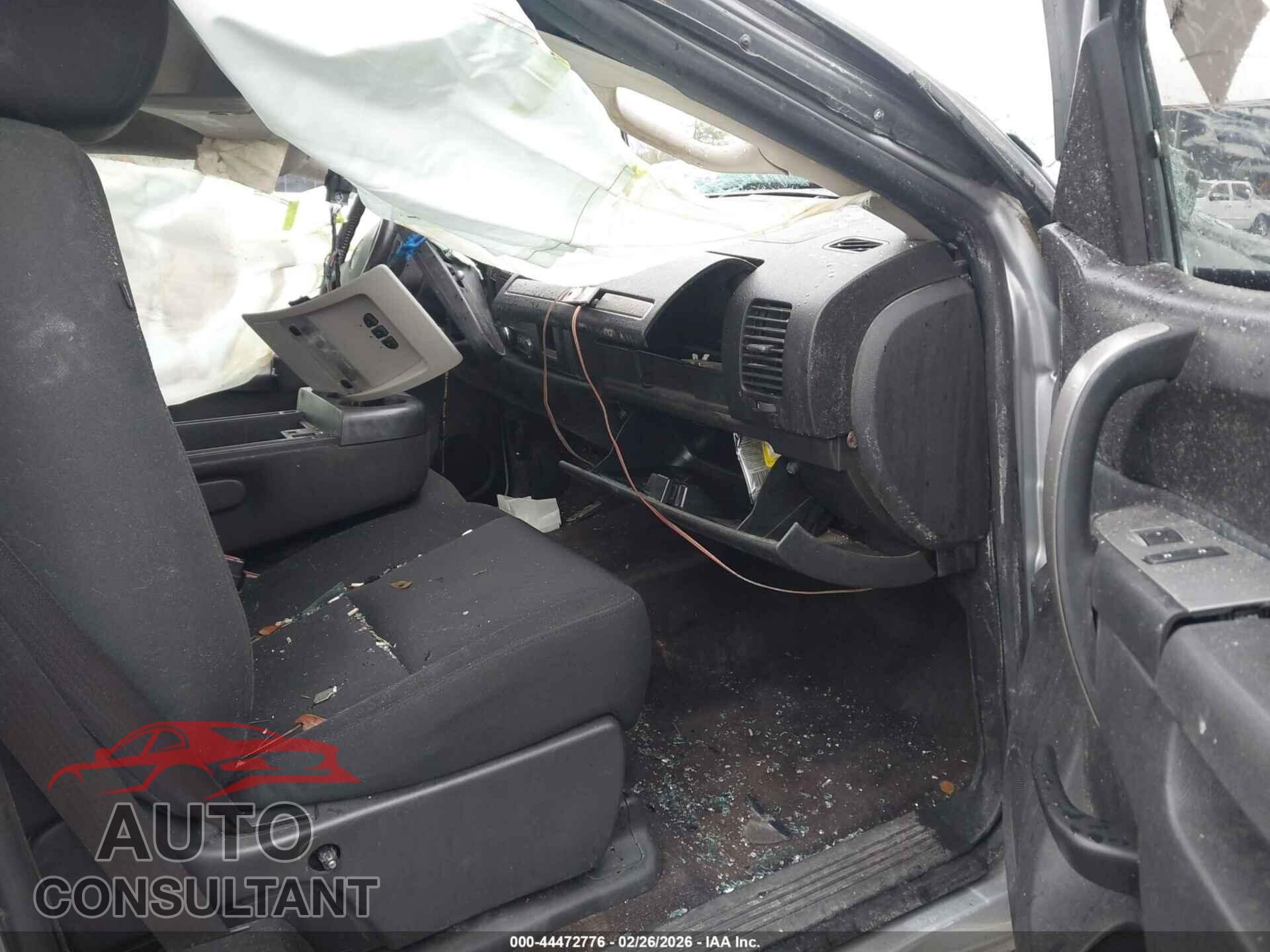 CHEVROLET SILVERADO 1500 2013 - 1GCRCSE07DZ239727