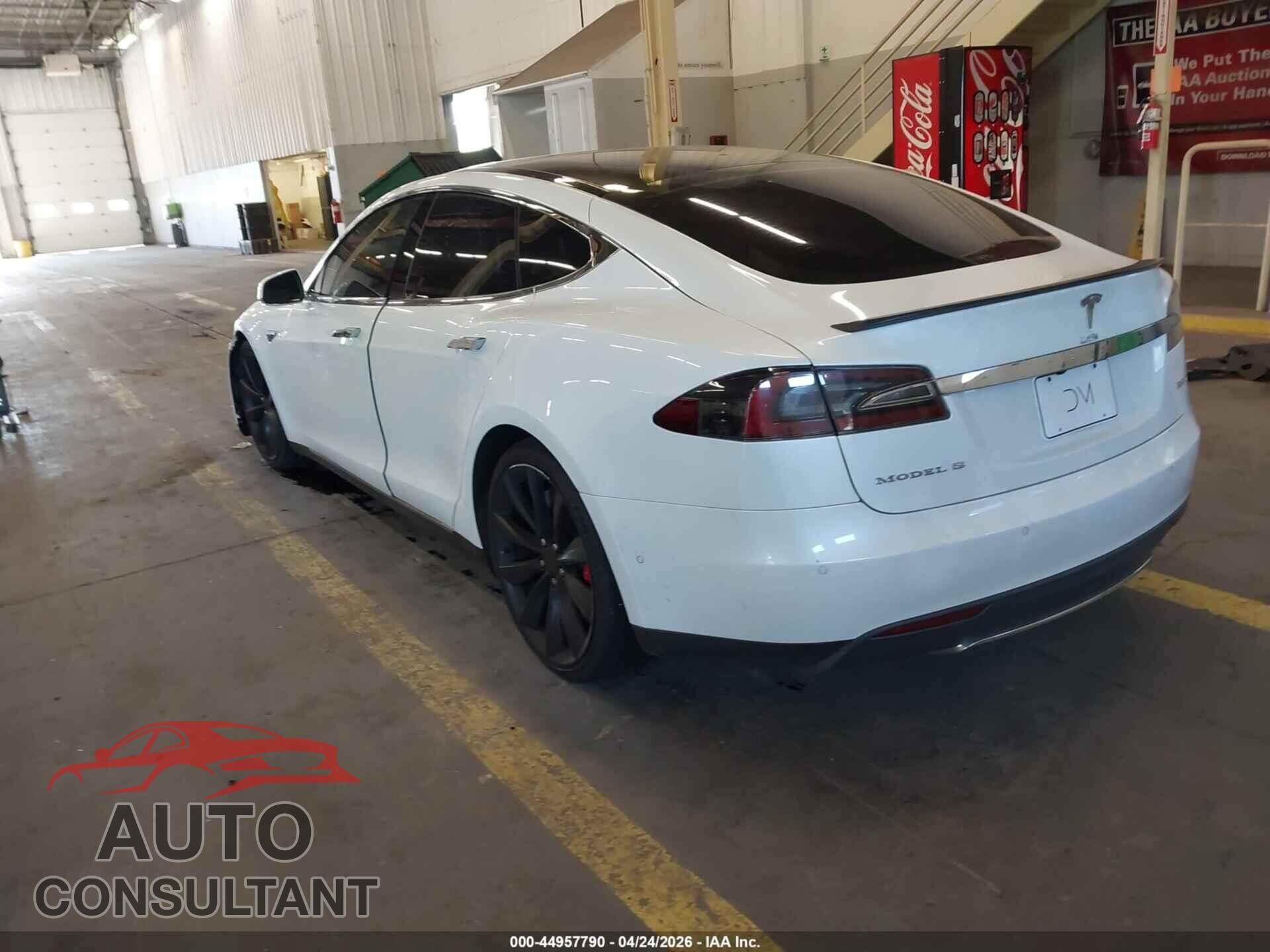 TESLA MODEL S 2015 - 5YJSA1H4XFF093414