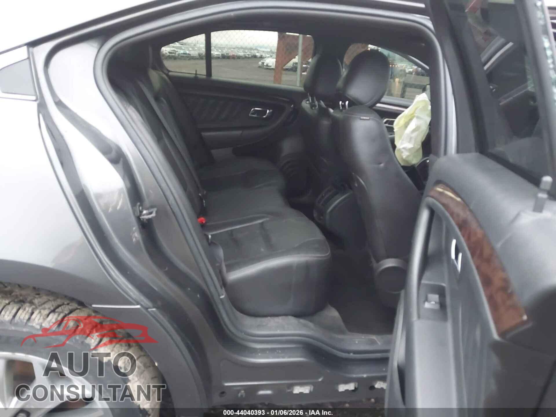 FORD TAURUS 2015 - 1FAHP2F80FG168928