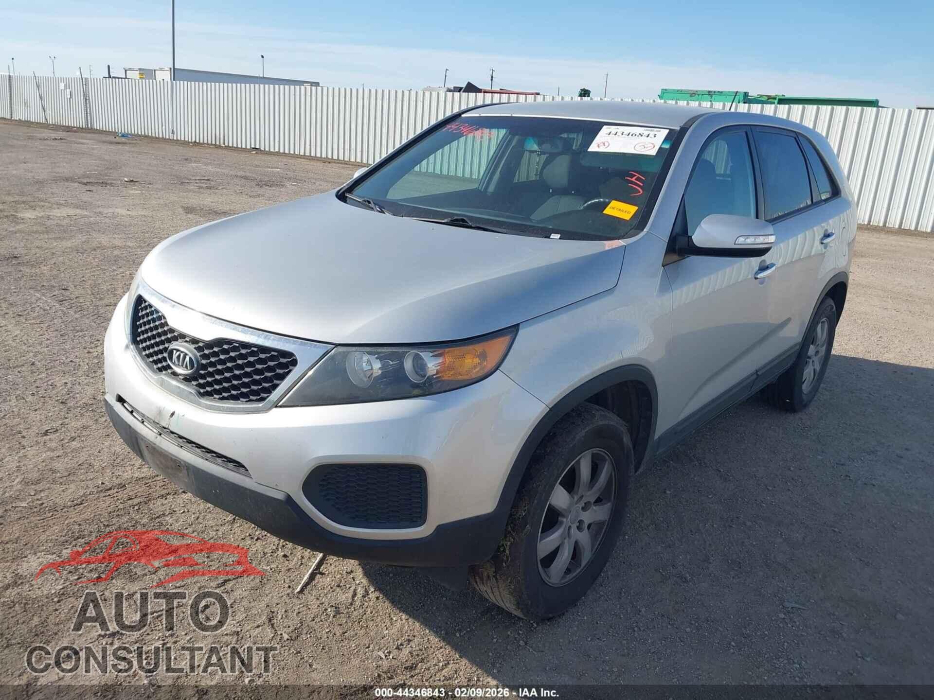 KIA SORENTO 2013 - 5XYKT4A17DG351163