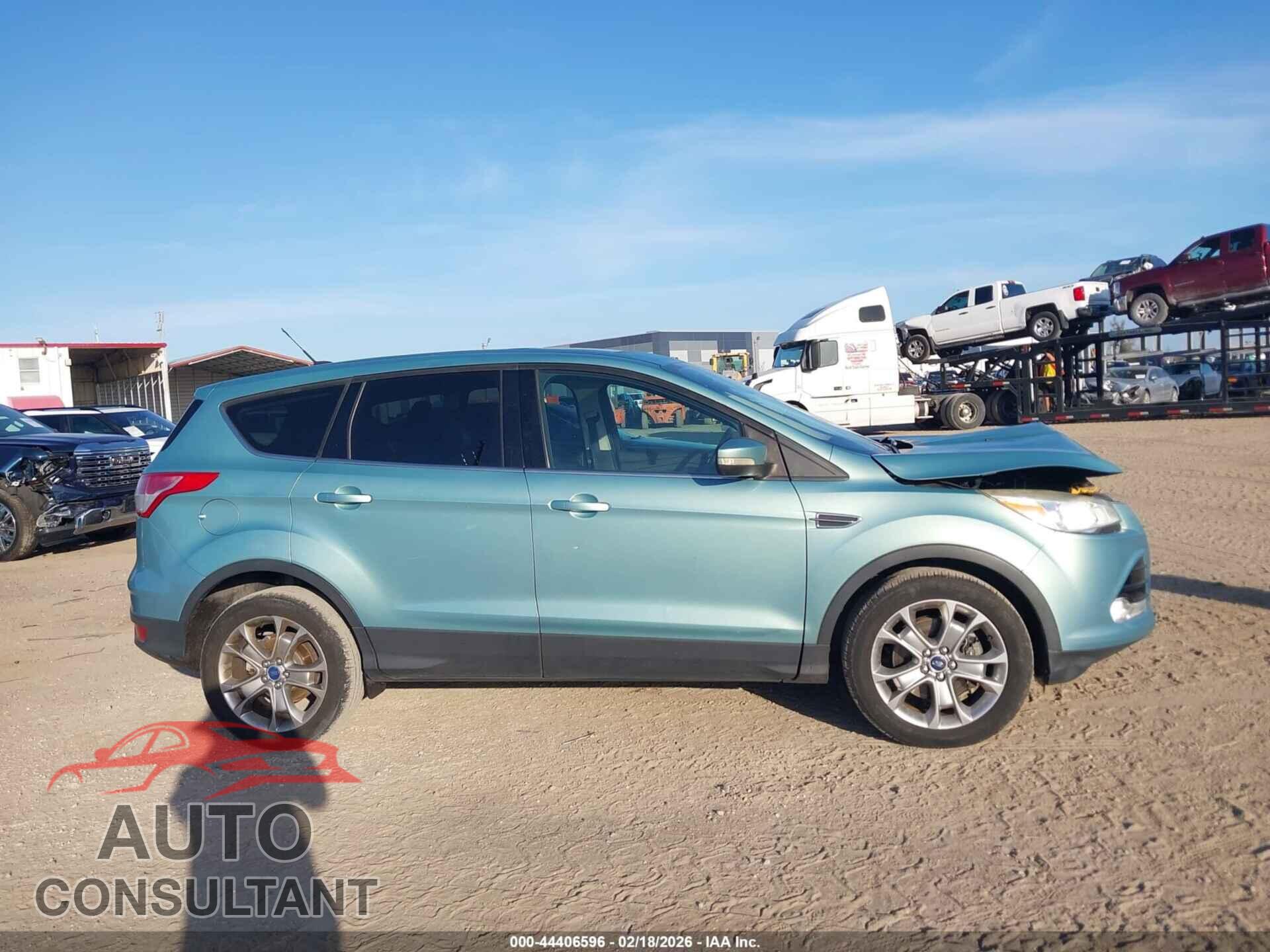 FORD ESCAPE 2013 - 1FMCU9H9XDUA17536