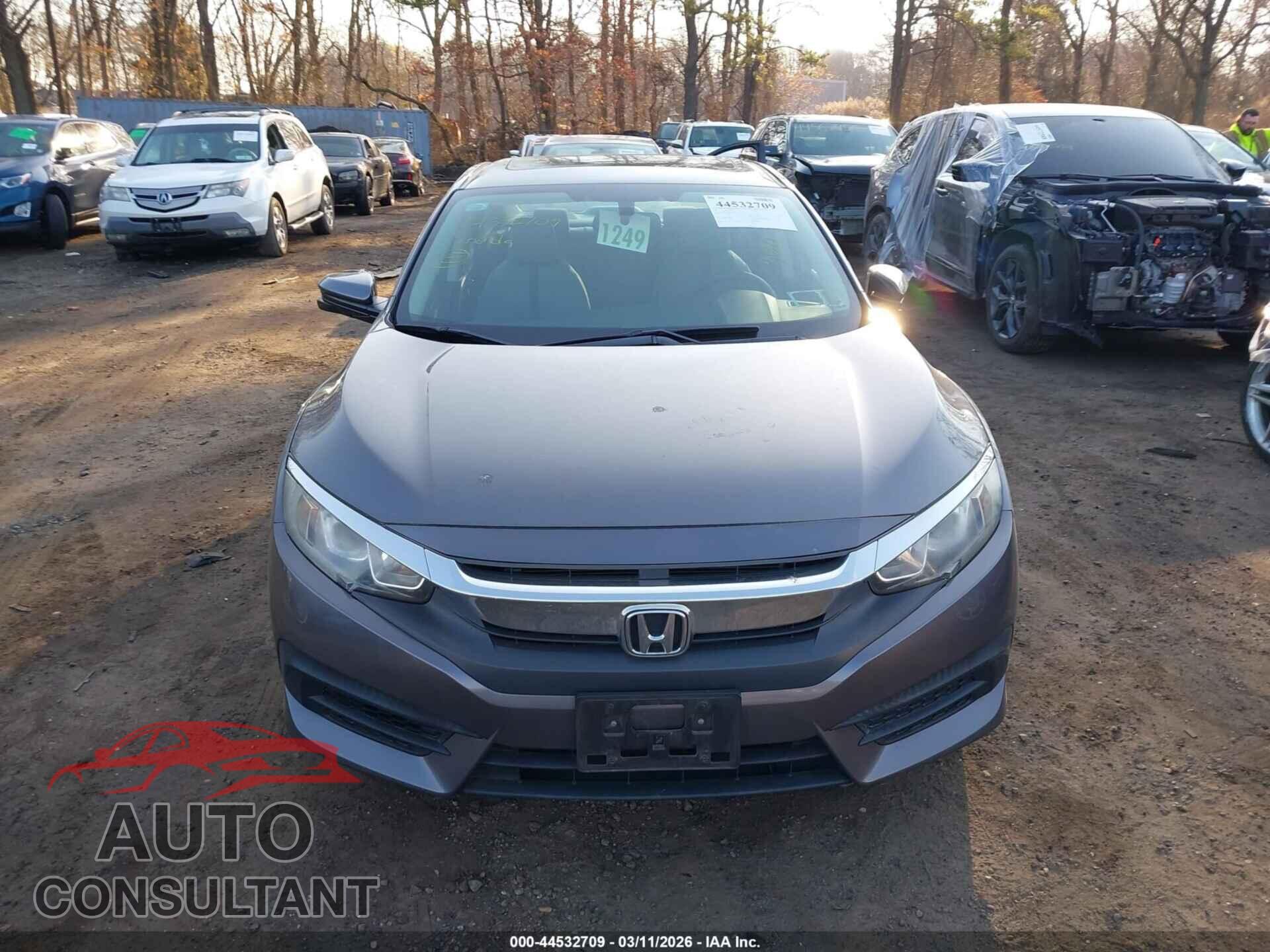 HONDA CIVIC 2017 - 19XFC2F70HE227368