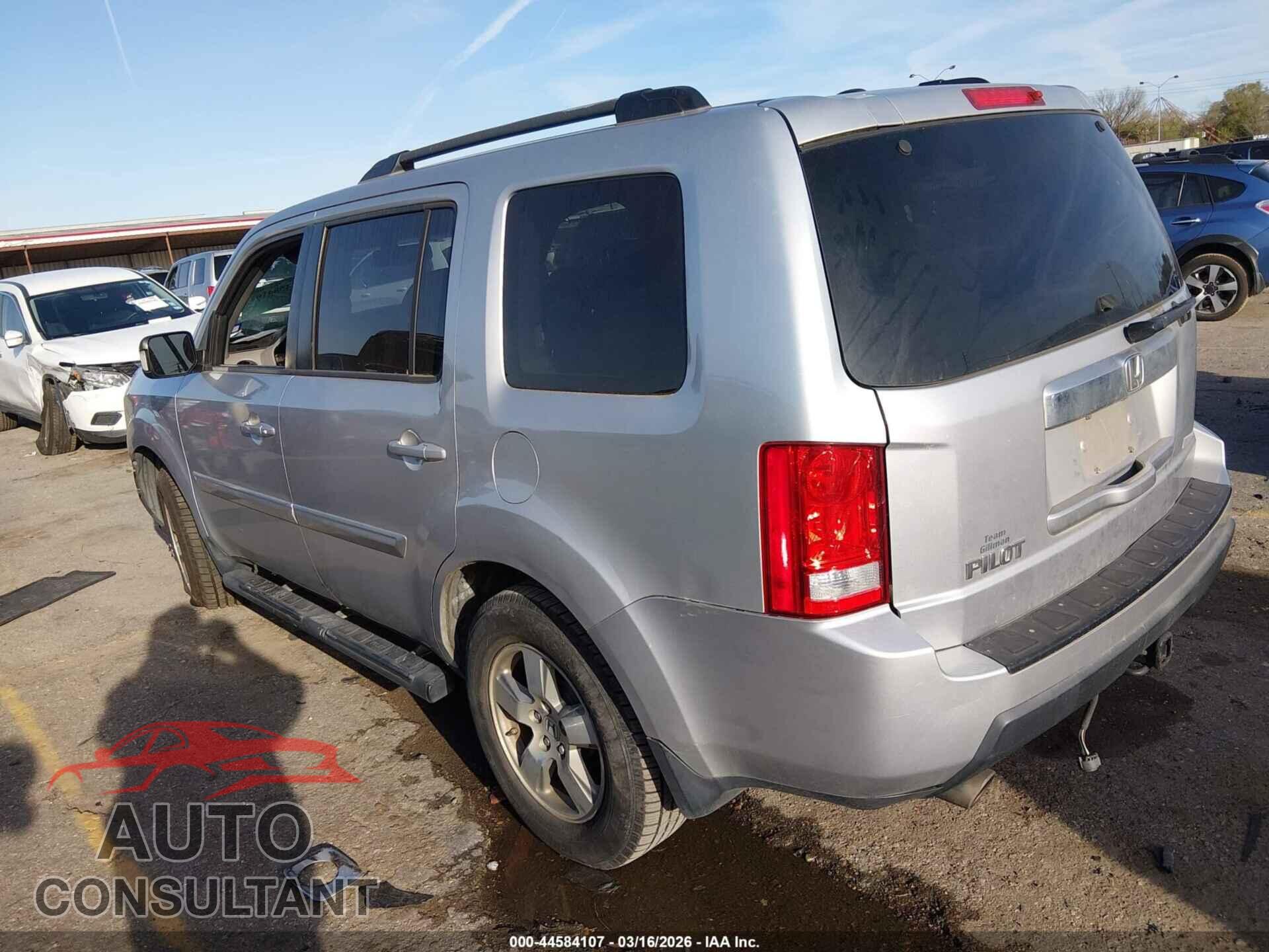 HONDA PILOT 2011 - 5FNYF3H69BB041338