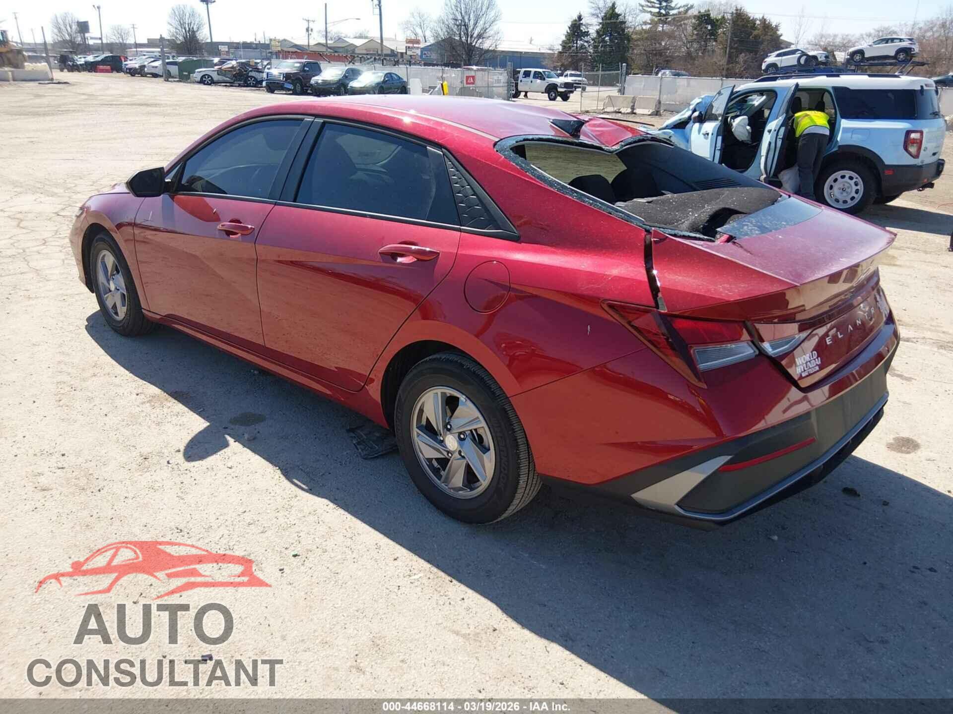 HYUNDAI ELANTRA 2025 - KMHLL4DG9SU044783