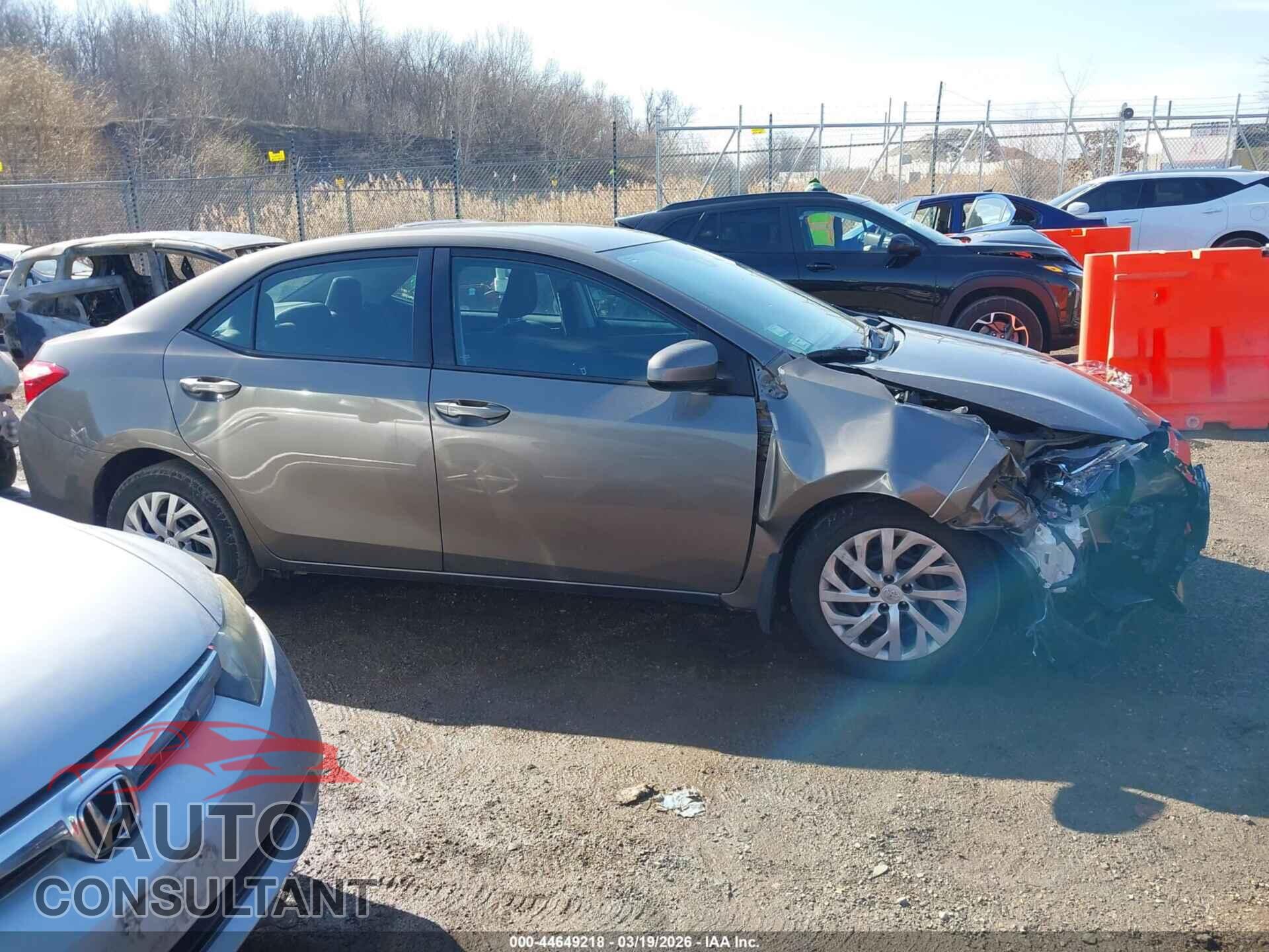 TOYOTA COROLLA 2017 - 2T1BURHEXHC912024