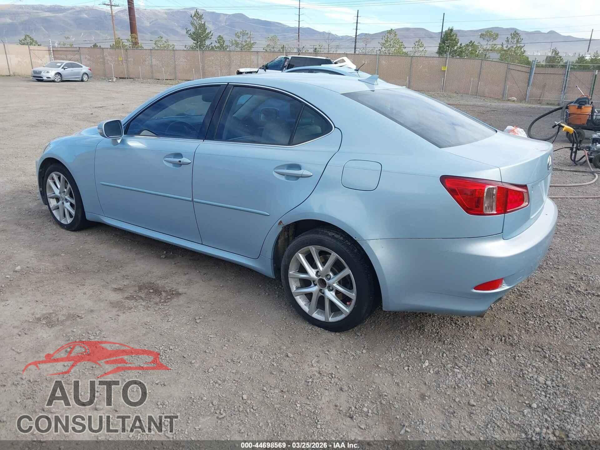 LEXUS IS 250 2011 - JTHCF5C22B5044835