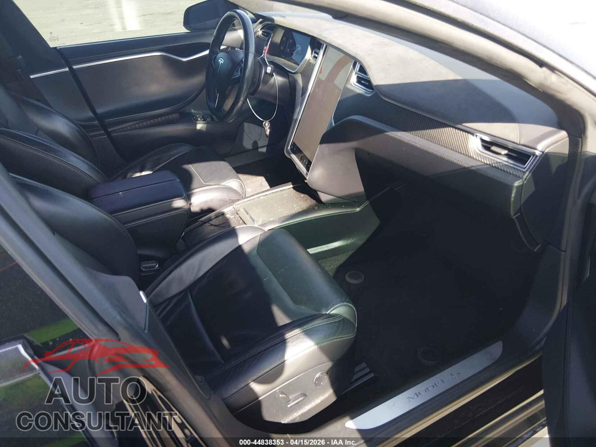 TESLA MODEL S 2017 - 5YJSA1E2XHF194636