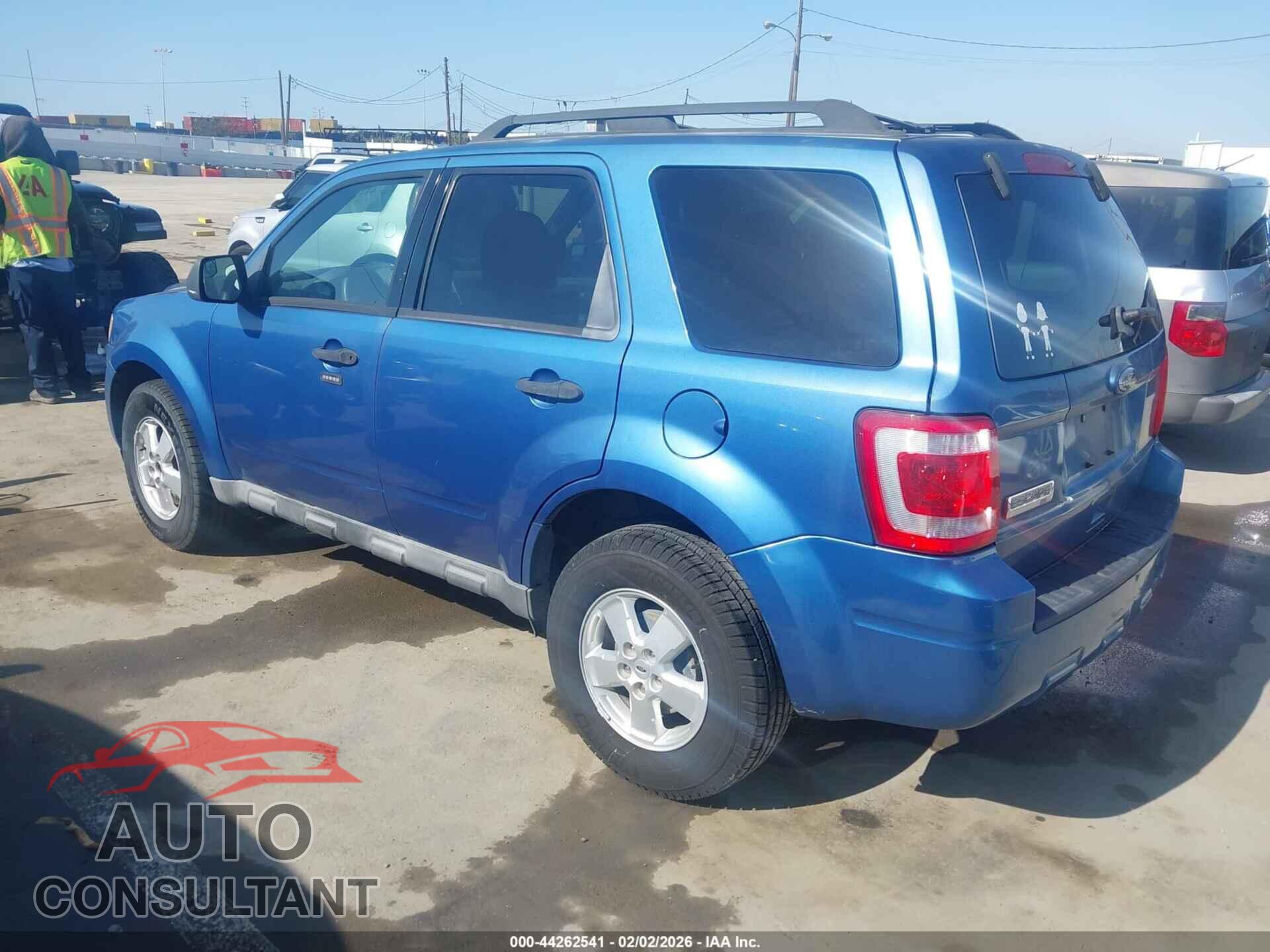 FORD ESCAPE 2010 - 1FMCU0D79AKB43815