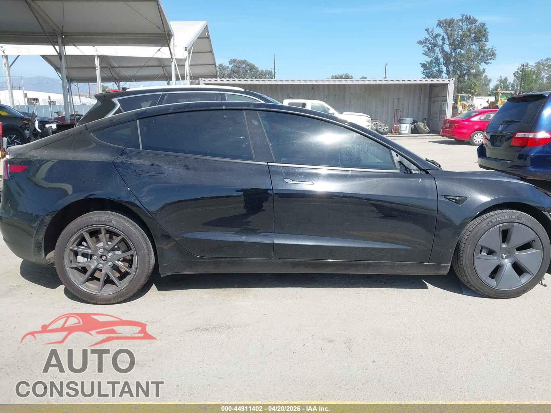 TESLA MODEL 3 2023 - 5YJ3E1EAXPF484020